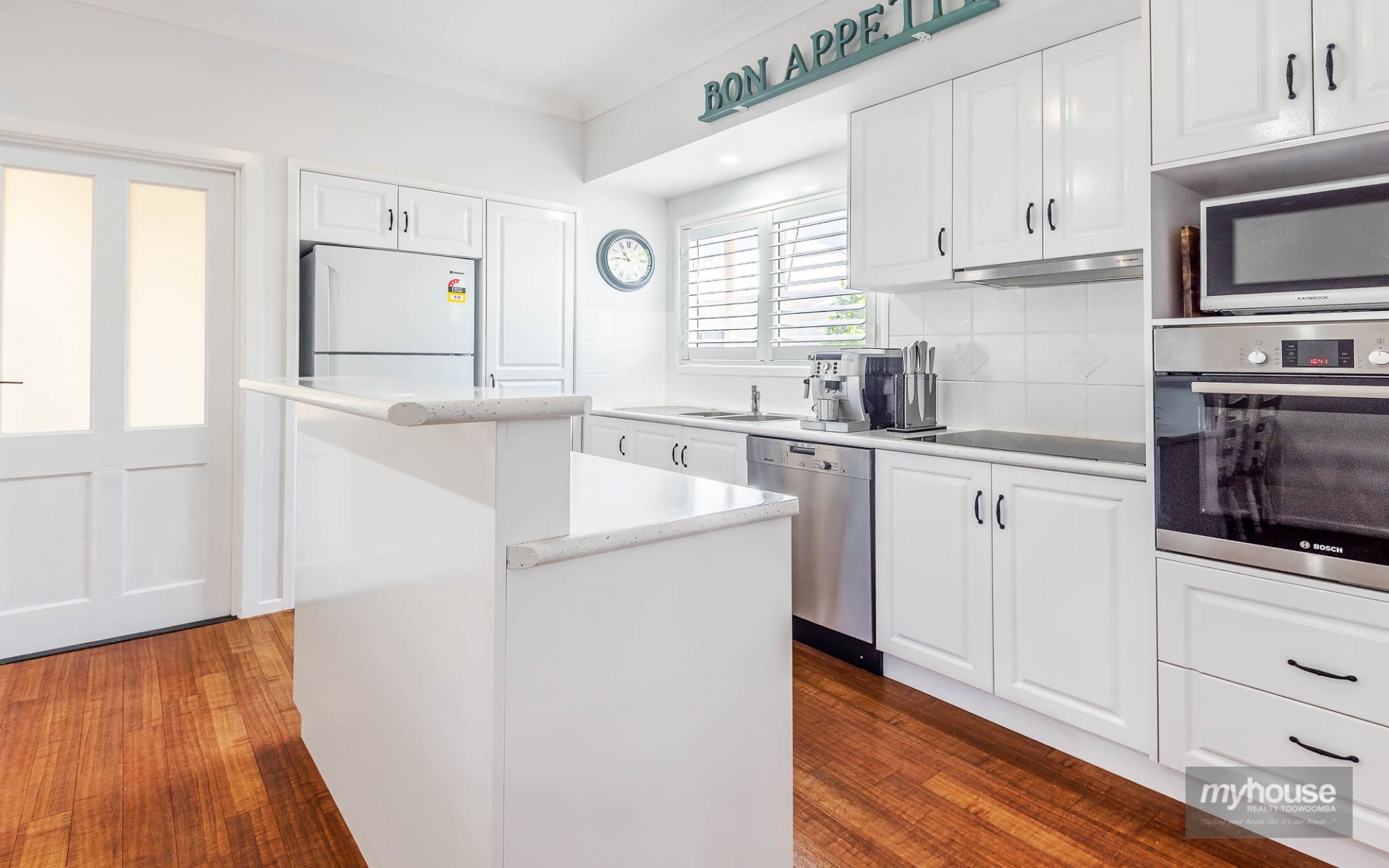 Rangeville real estate Sold