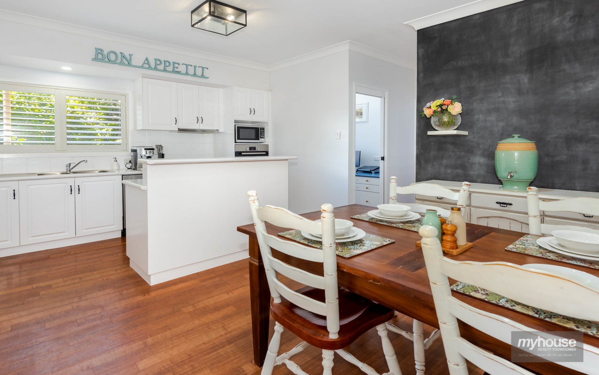 Real Estate in Rangeville
