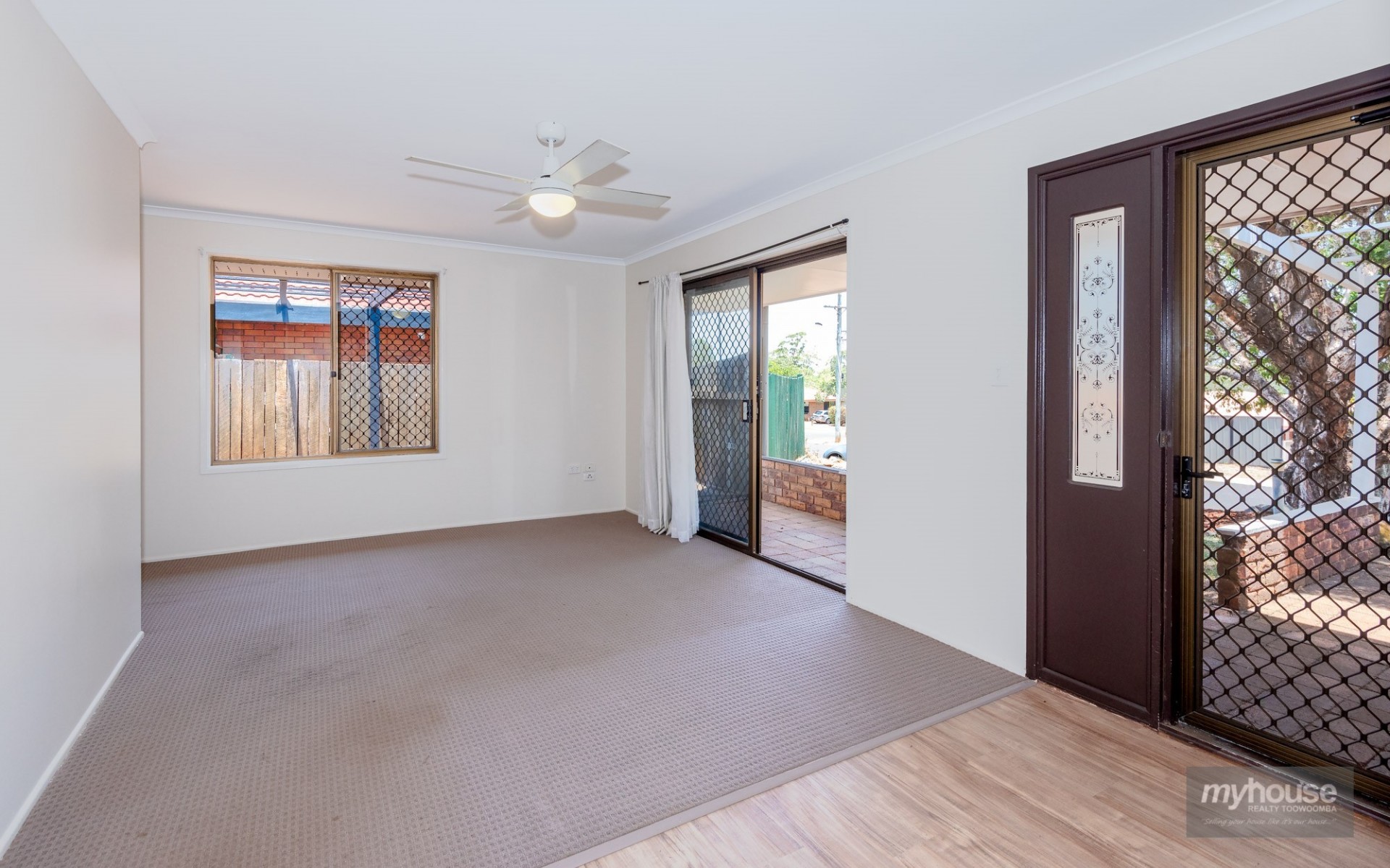 Open for inspection in Harristown