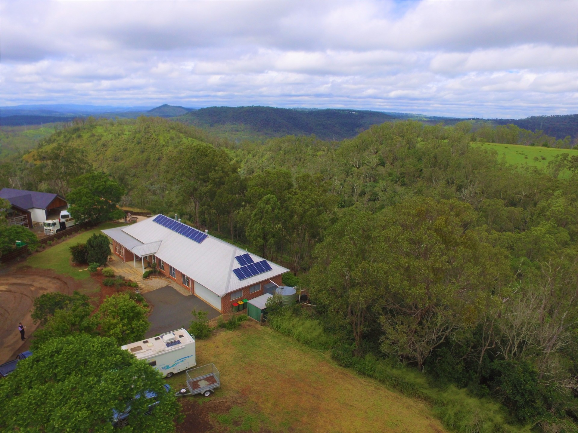 Real Estate in Middle Ridge