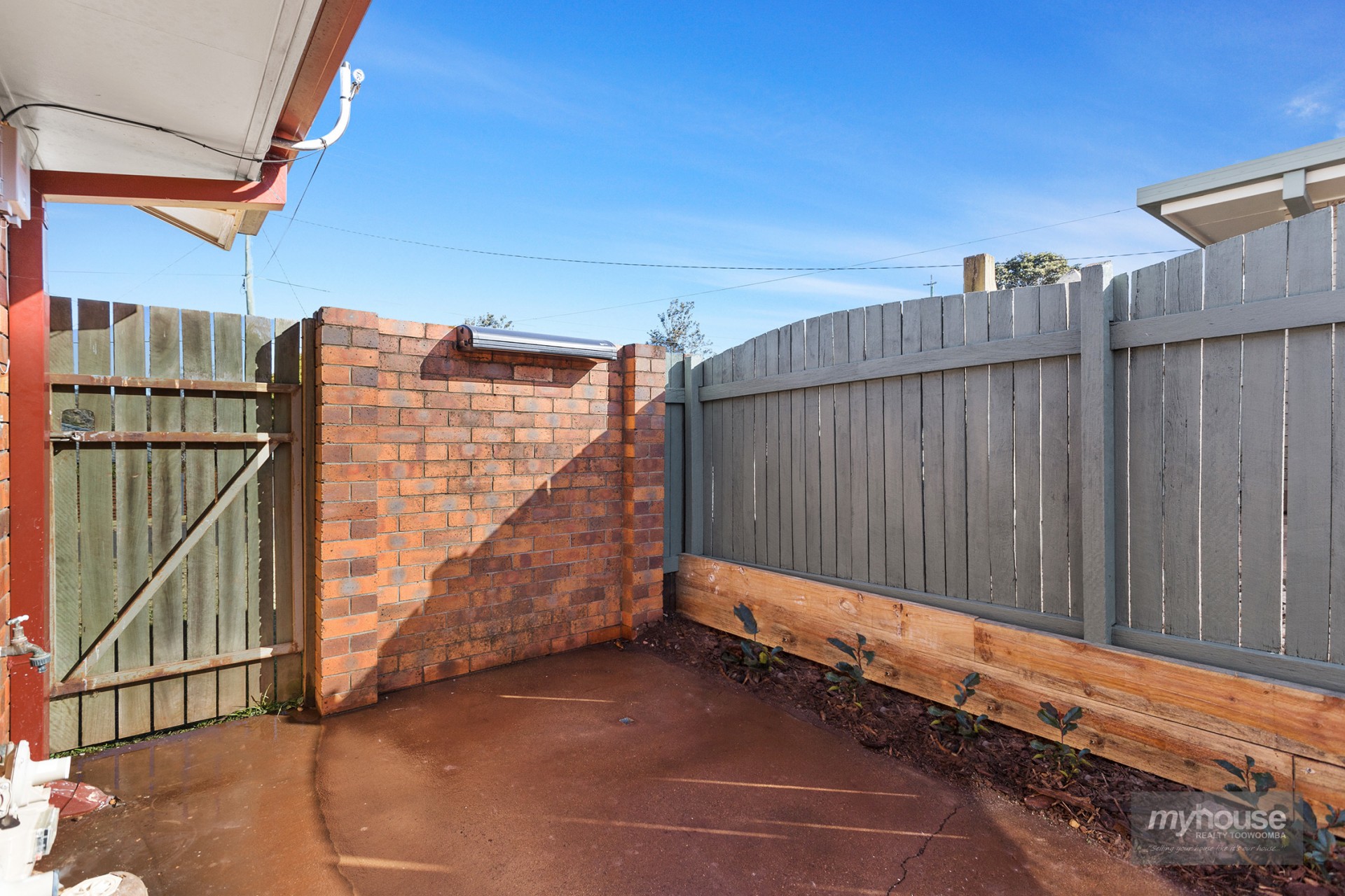 Real Estate in Centenary Heights