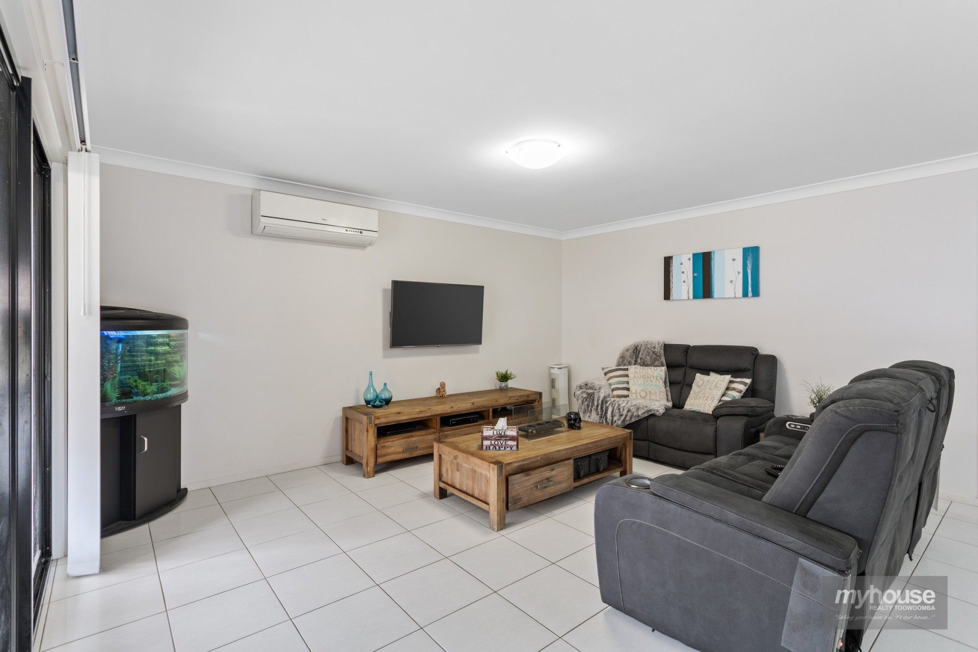 Real Estate in Glenvale