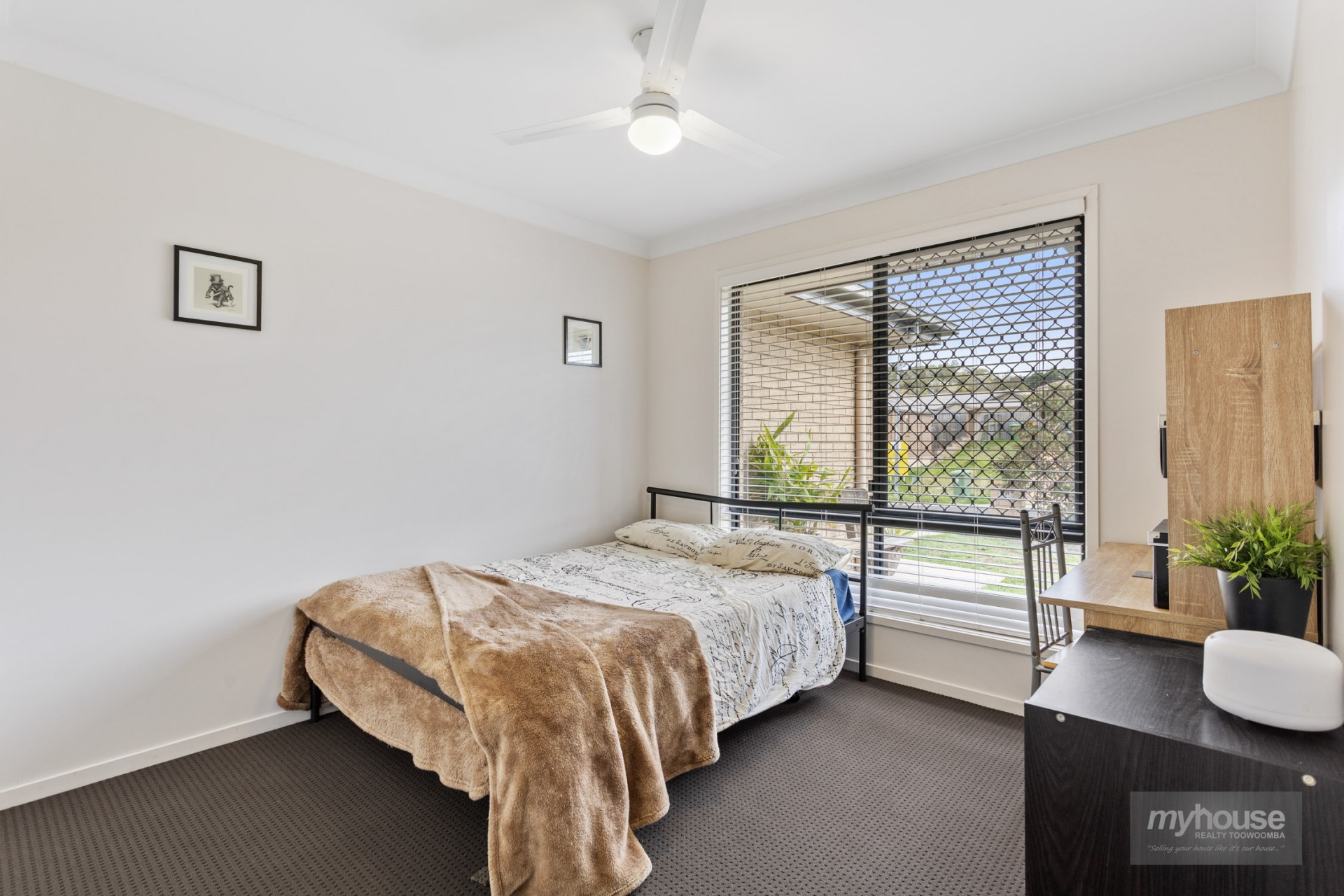 Real Estate in Glenvale