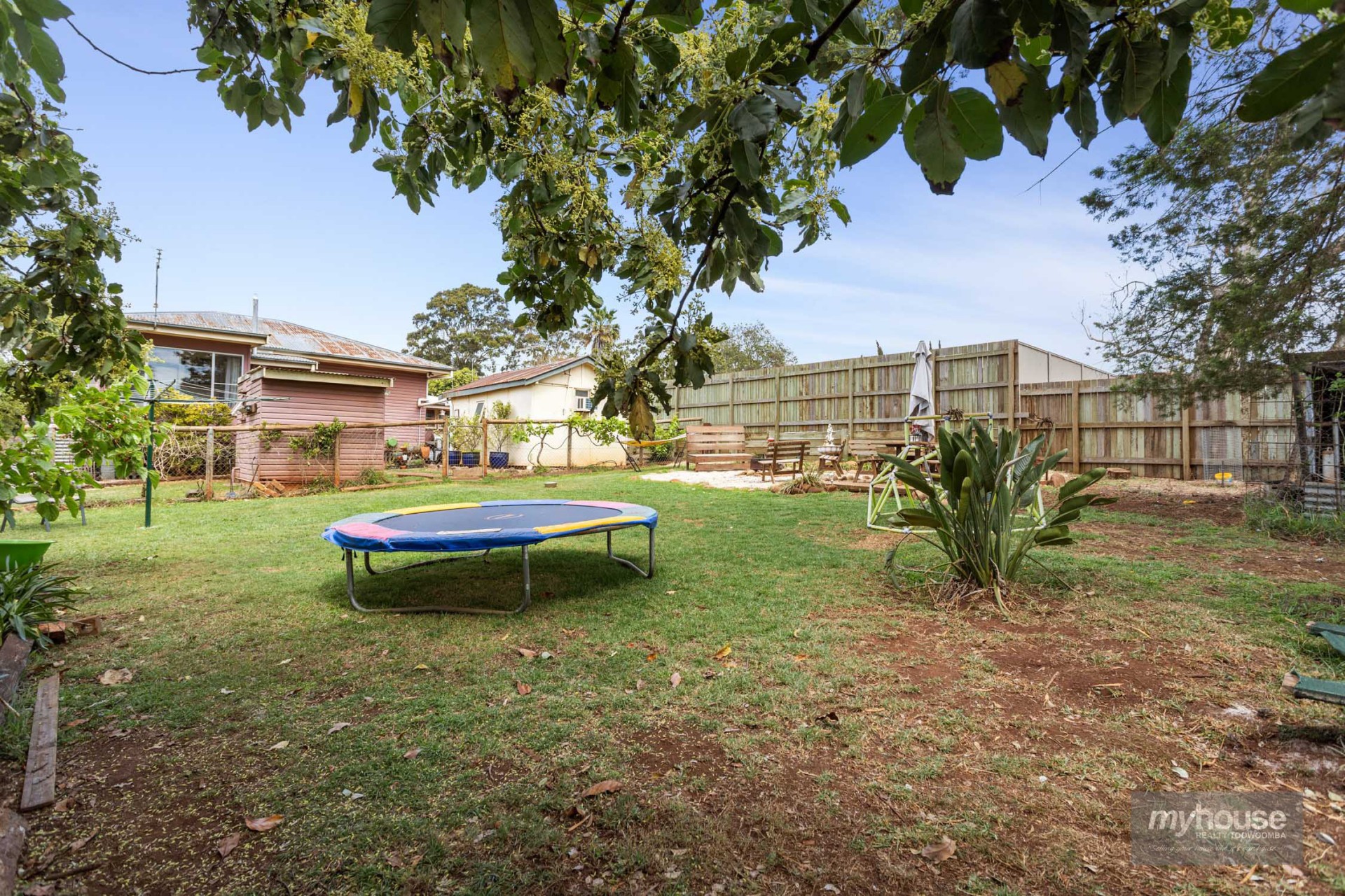 Real Estate in Centenary Heights