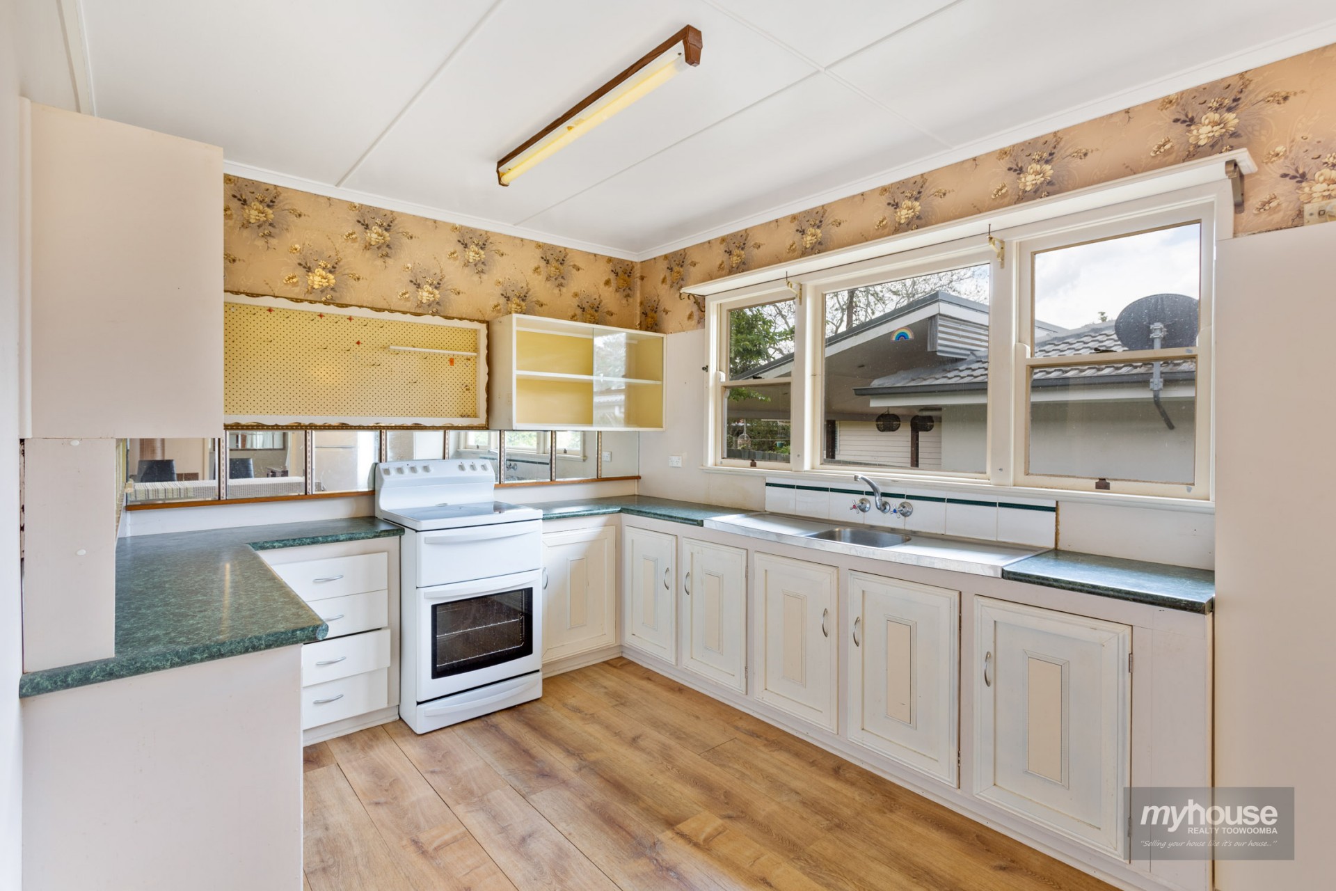 Centenary Heights real estate Sold