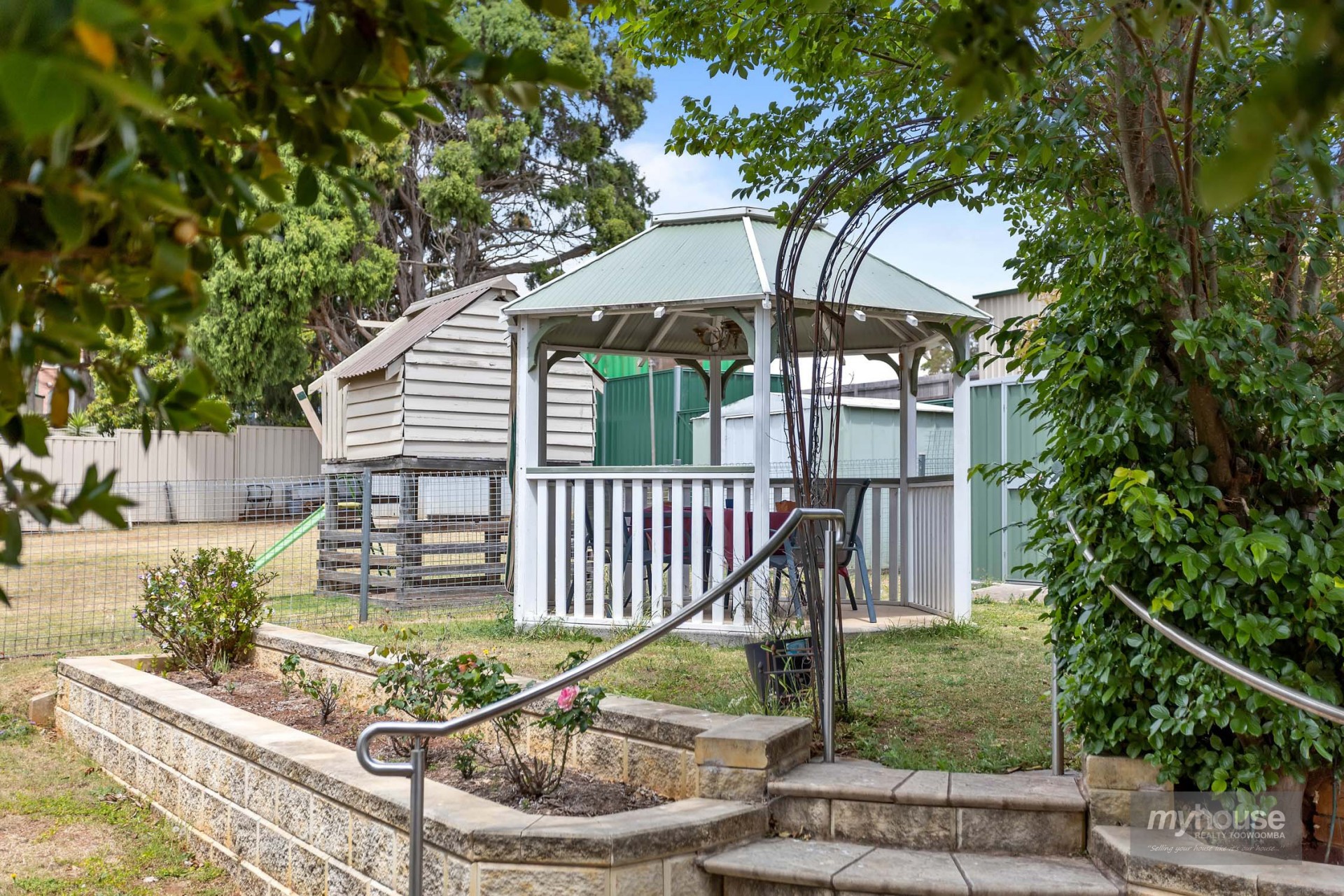 Real Estate in Centenary Heights