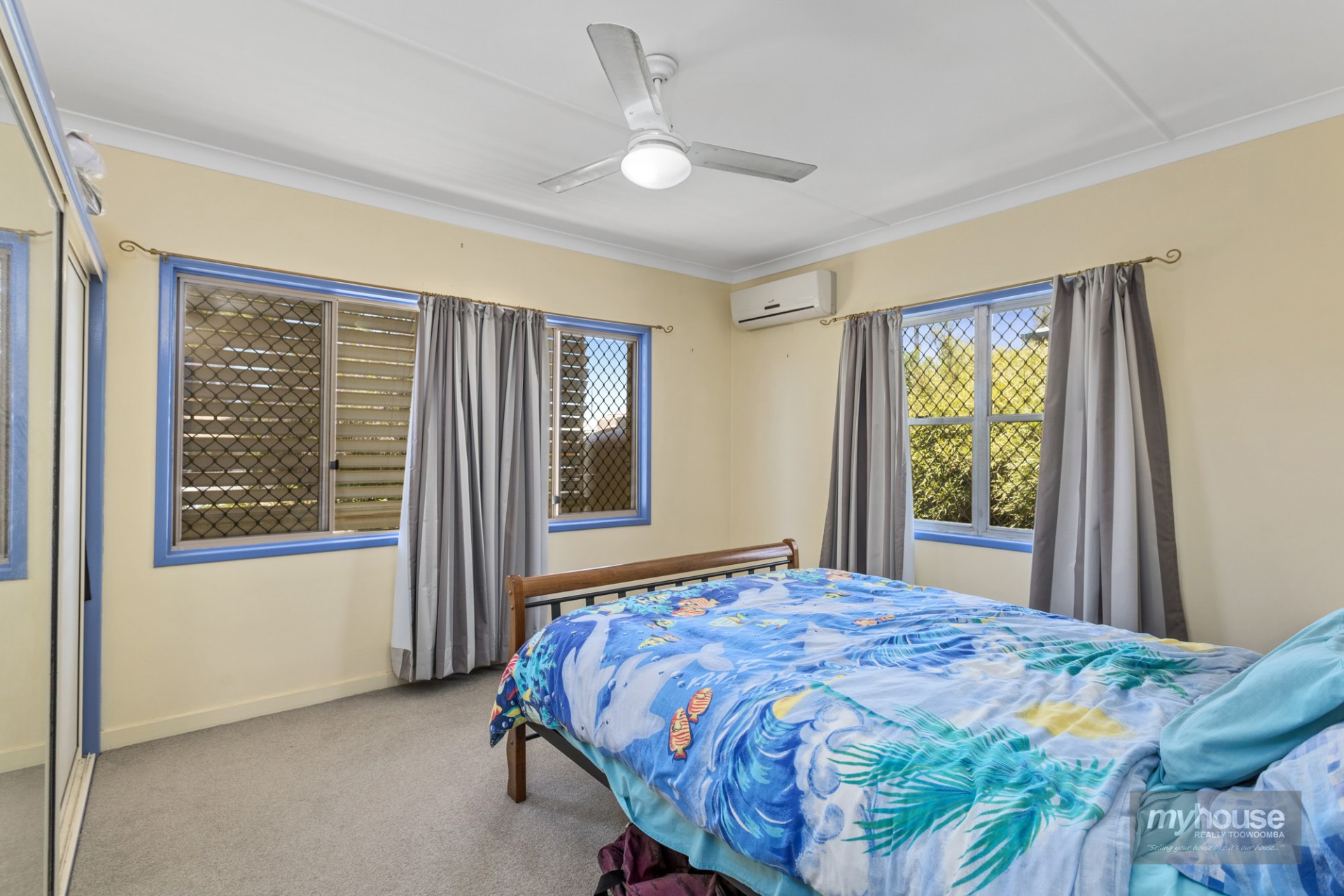Open for inspection in Harristown