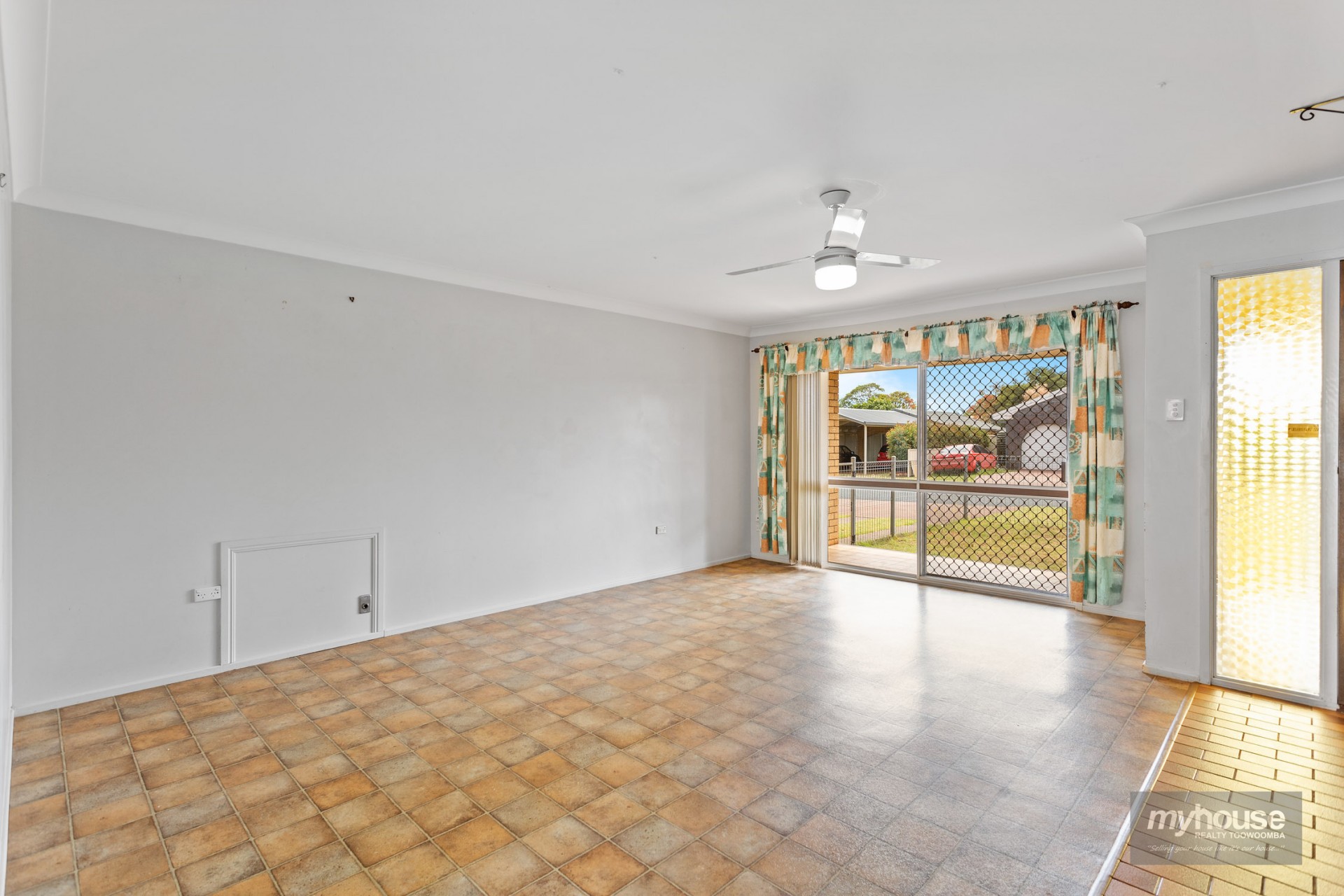 2 Sampson Street, Wilsonton > myhouse realty Toowoomba