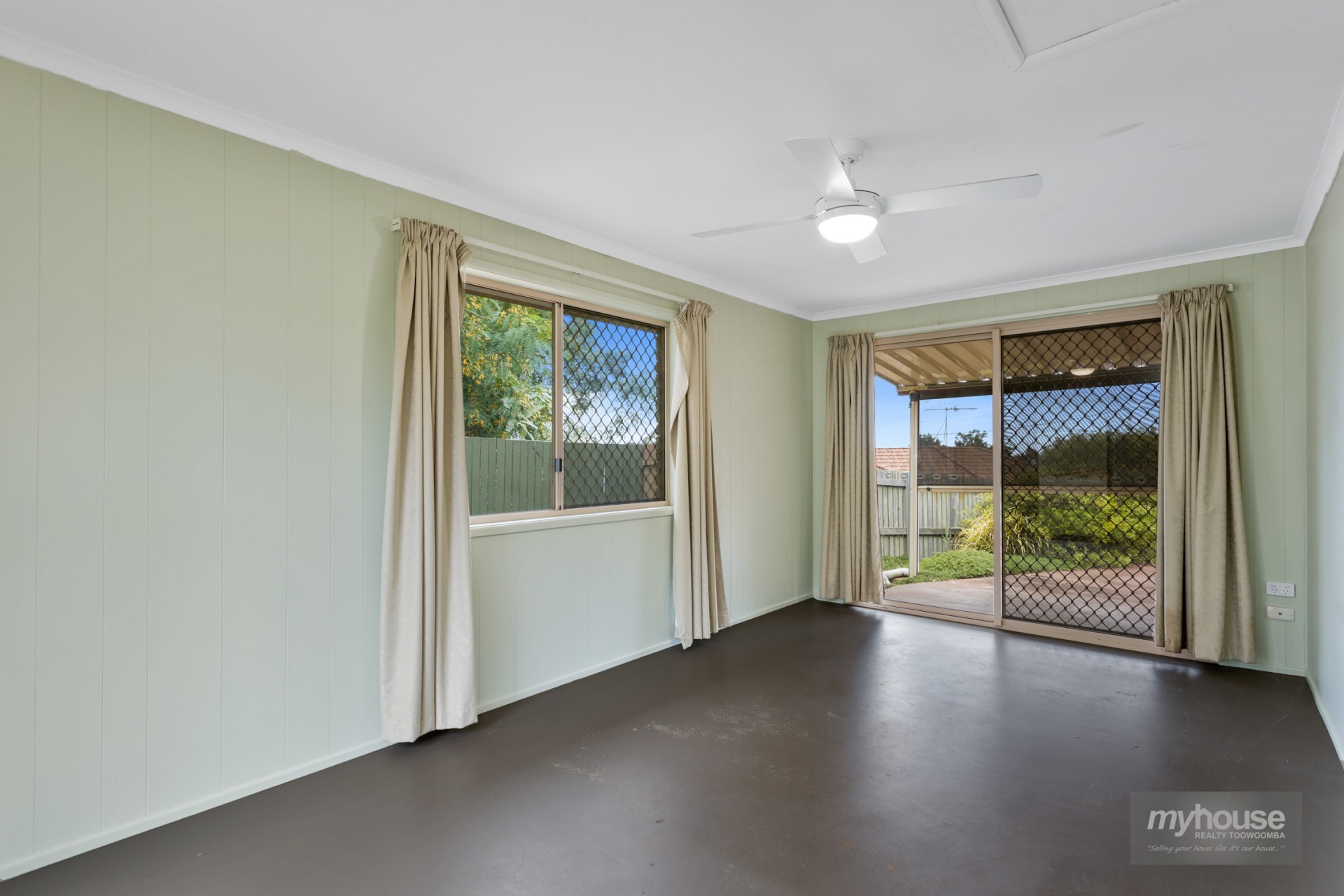 Real Estate in Newtown