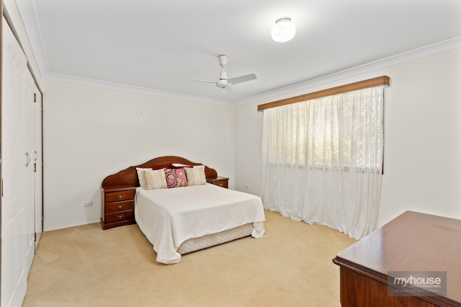 Open for inspection in Harristown