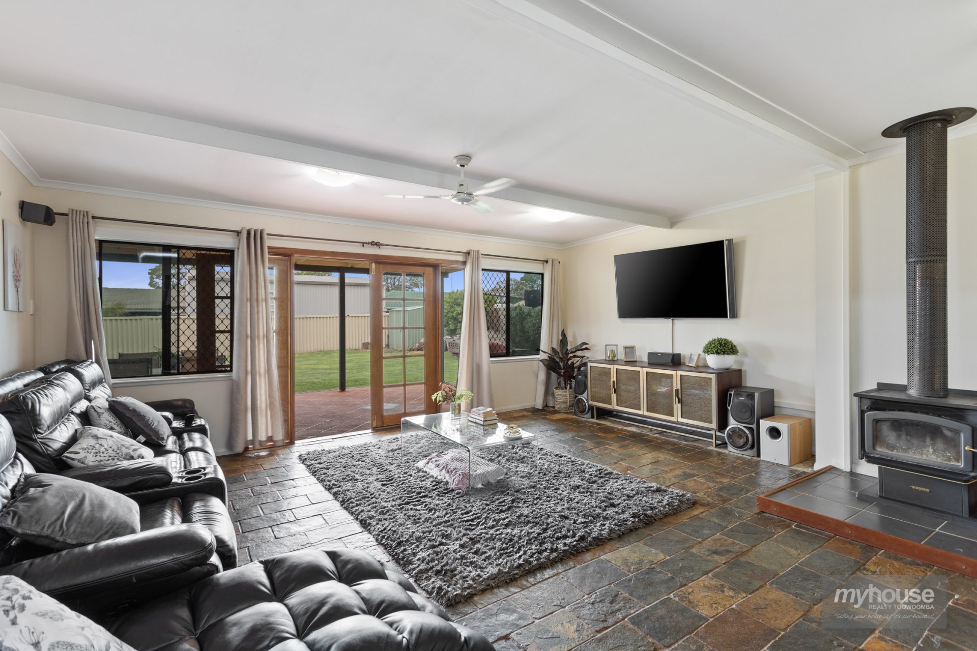 Open for inspection in Harristown