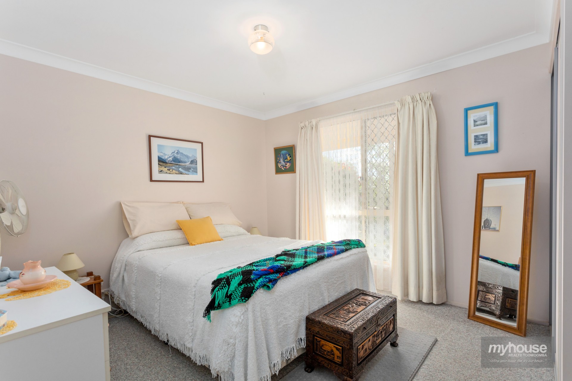 Real Estate in Gowrie Junction