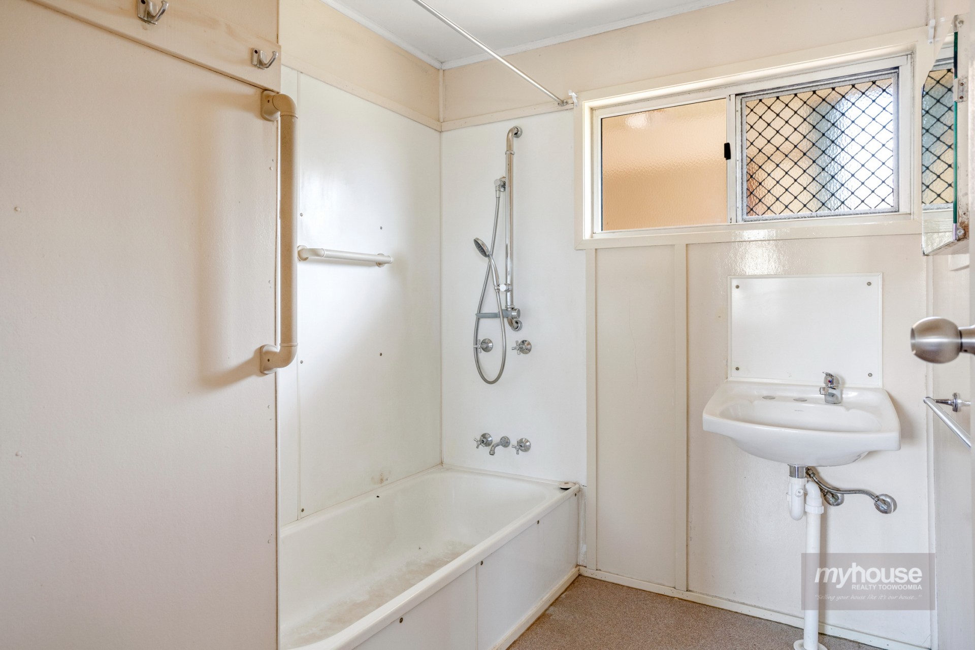 Real Estate in Harristown