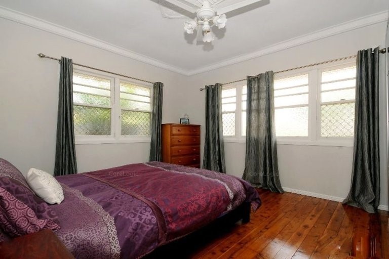 Open for inspection in Harristown
