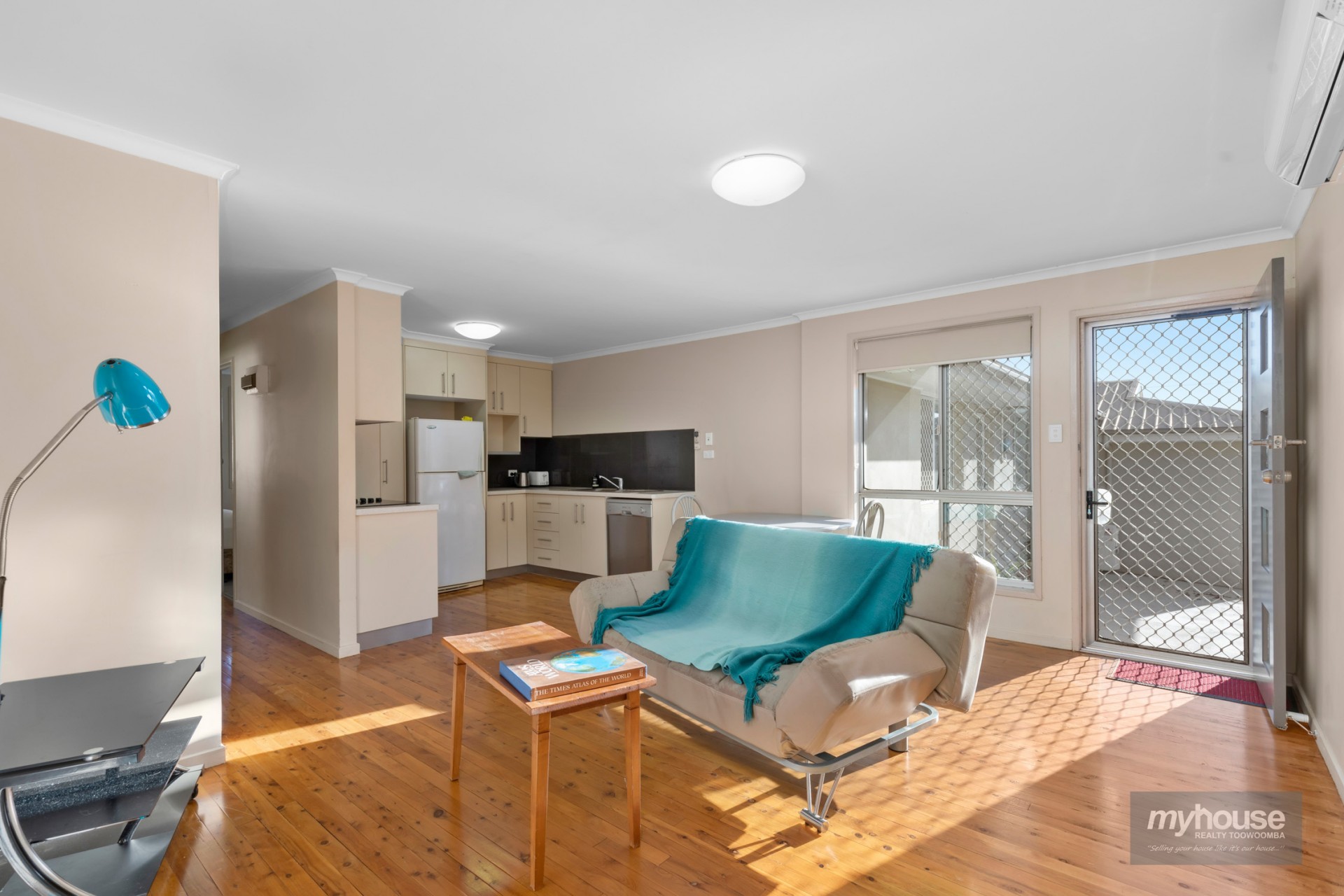 Kearneys Spring real estate Sold