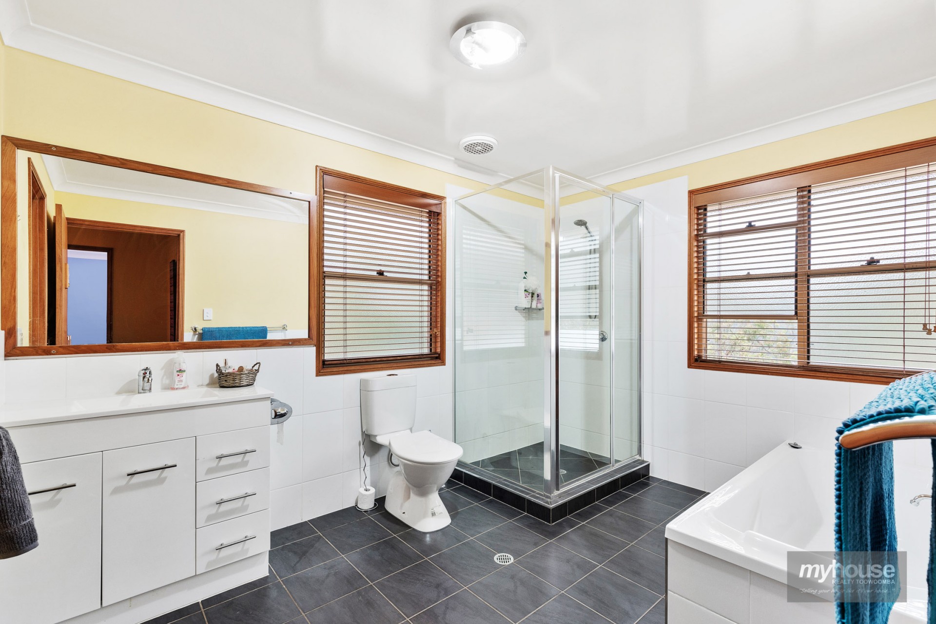 Real Estate in Blue Mountain Heights