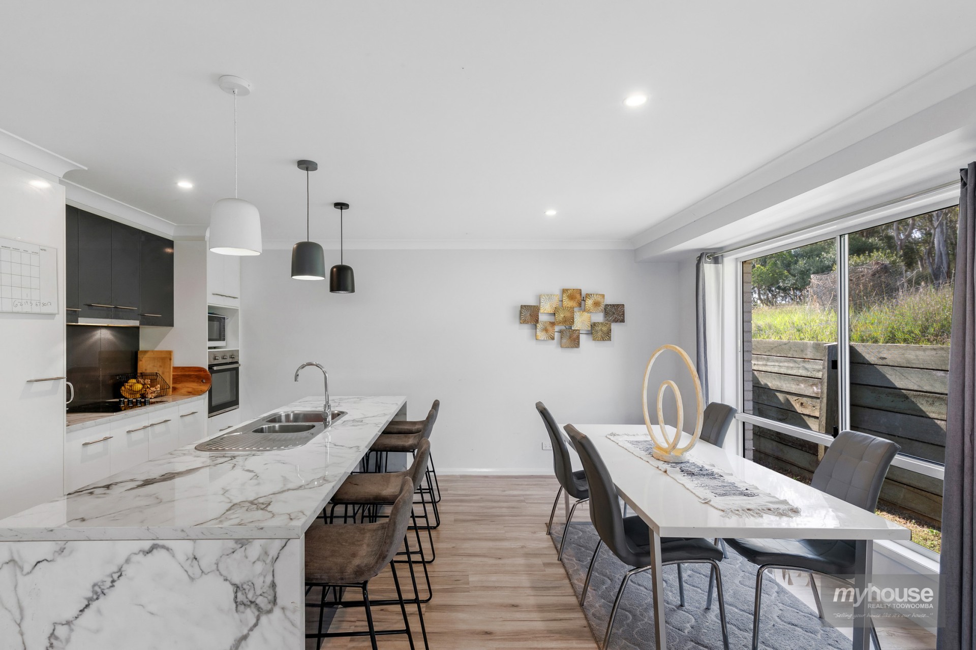 Glenvale real estate Sold