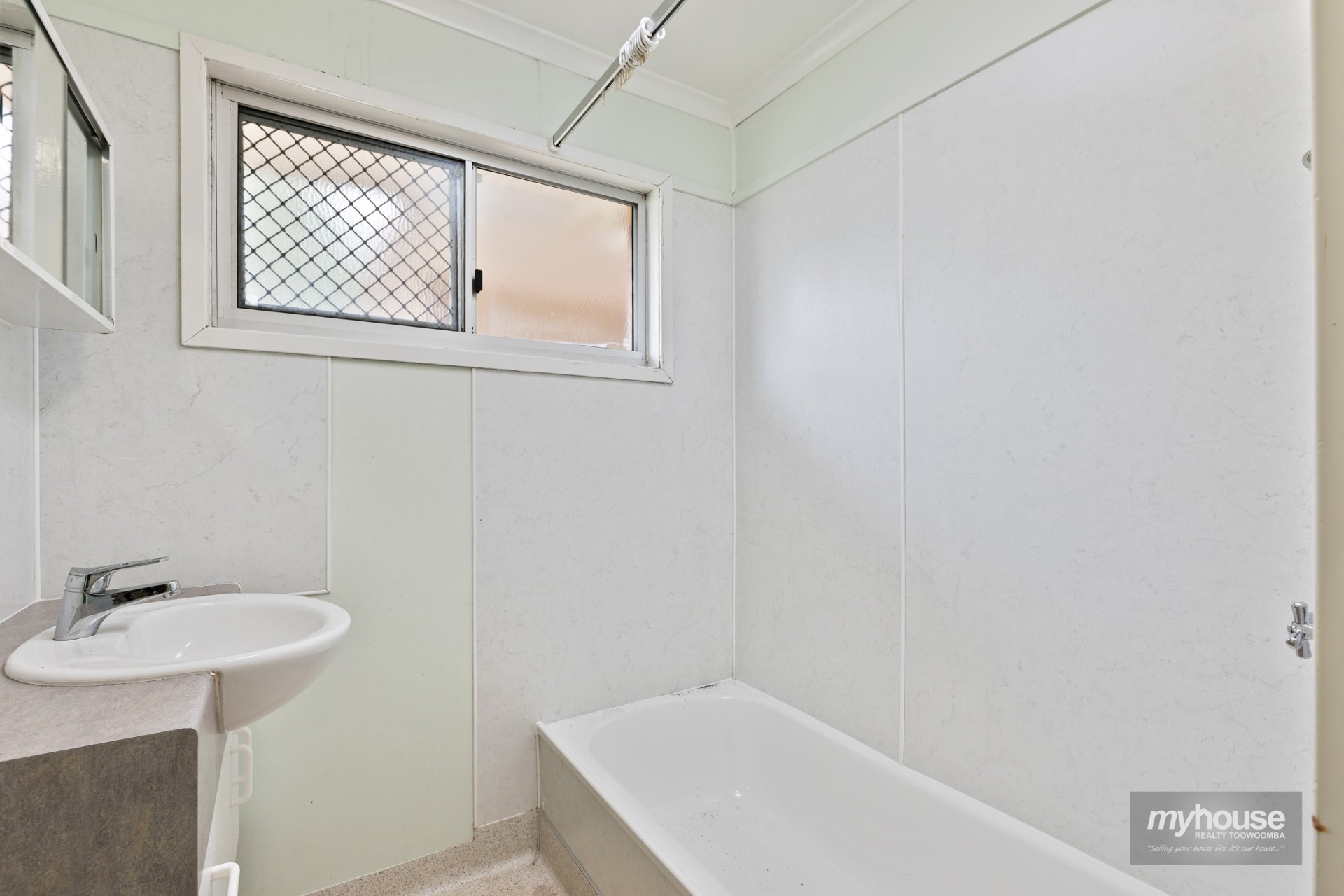 Real Estate in Harristown