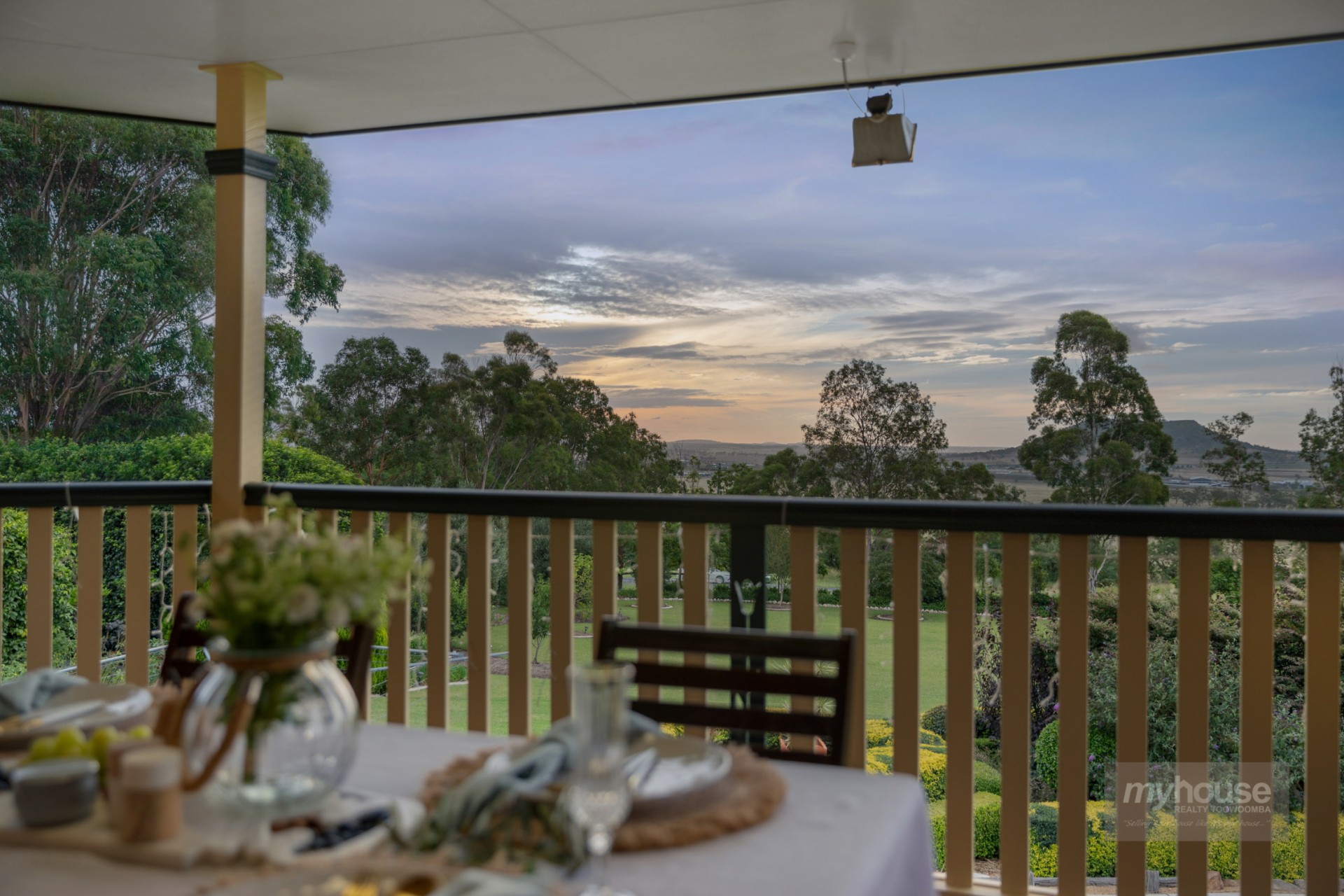 Real Estate in Cotswold Hills