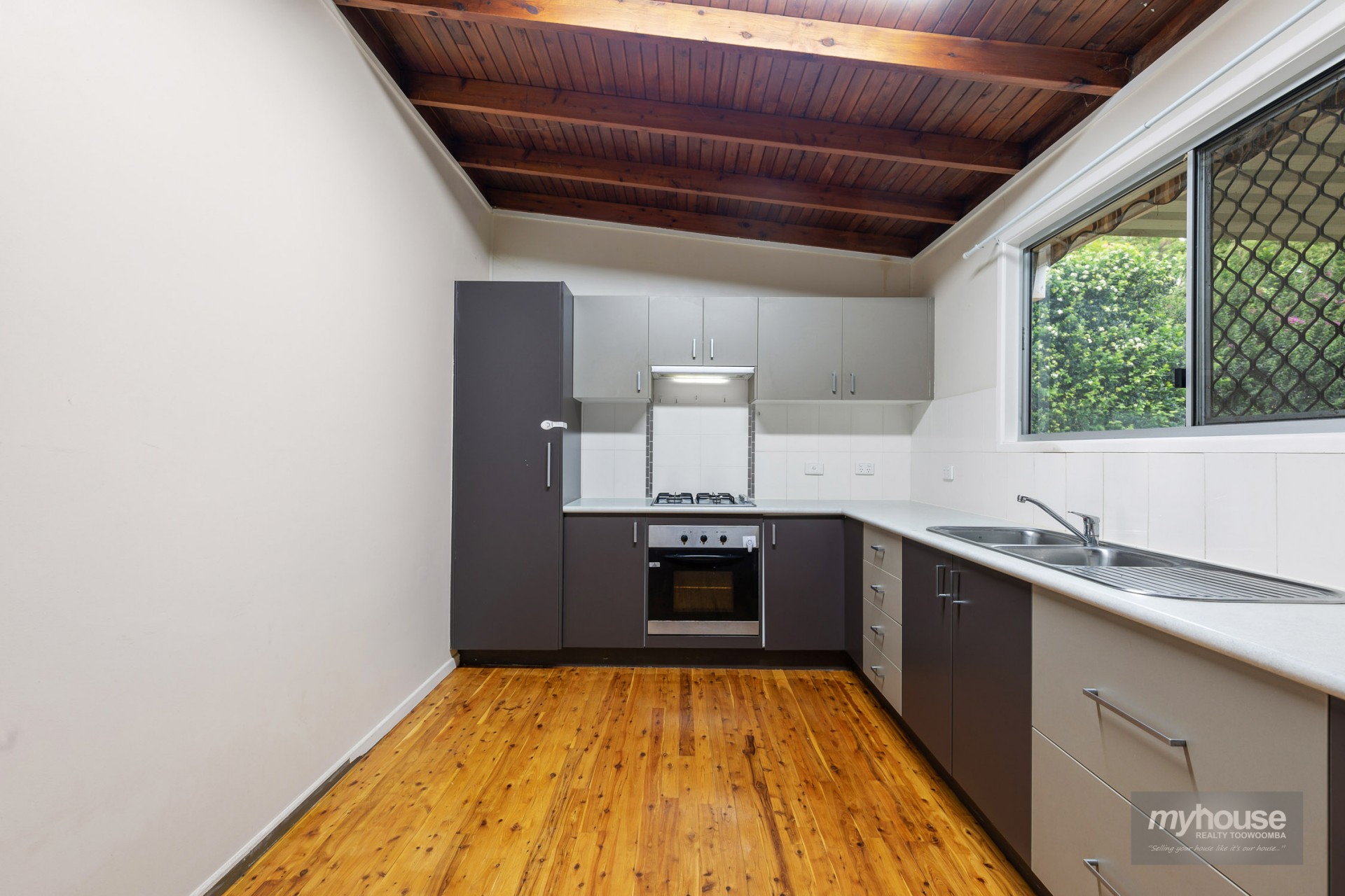 Real Estate in Wilsonton Heights