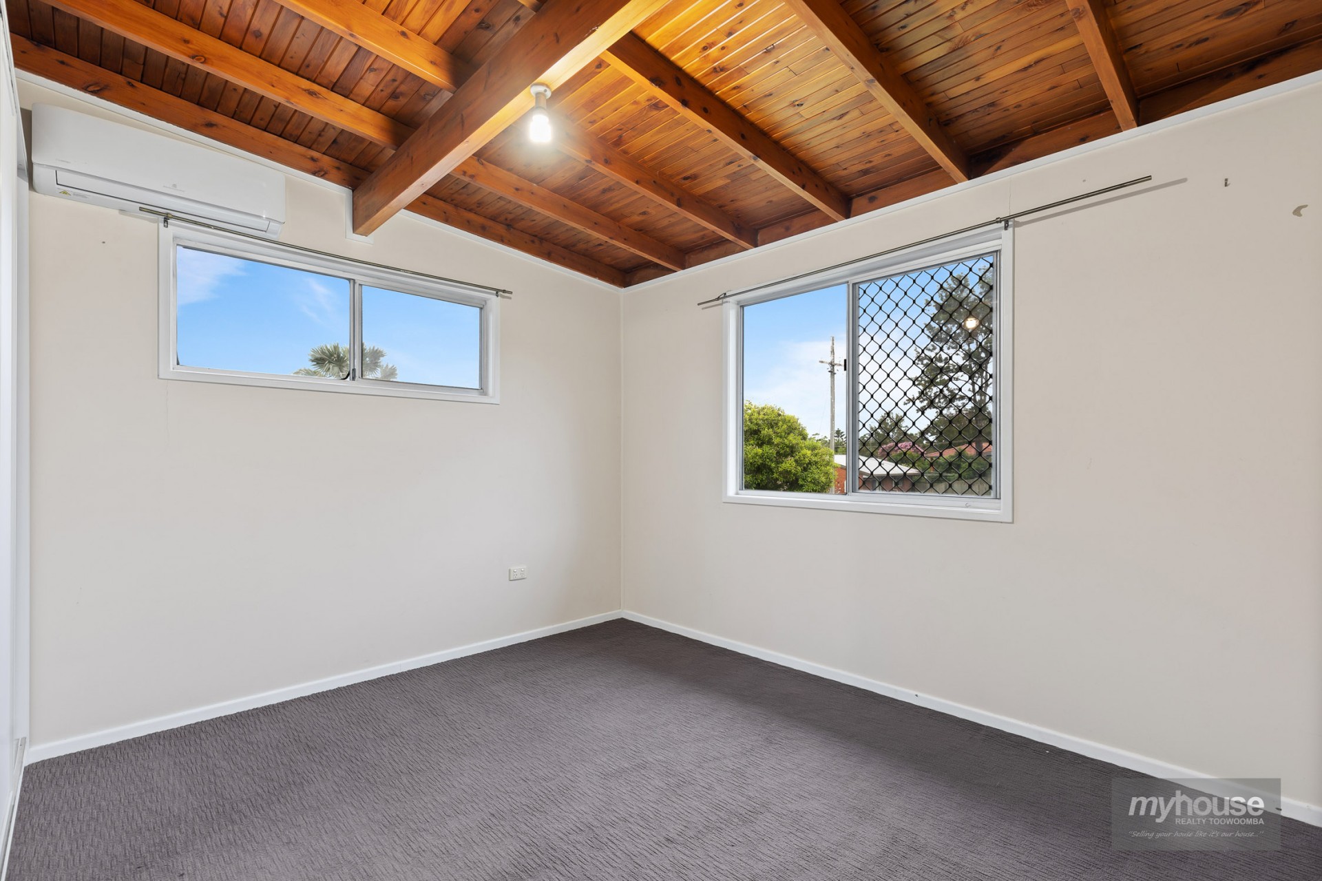 Selling your property in Wilsonton Heights