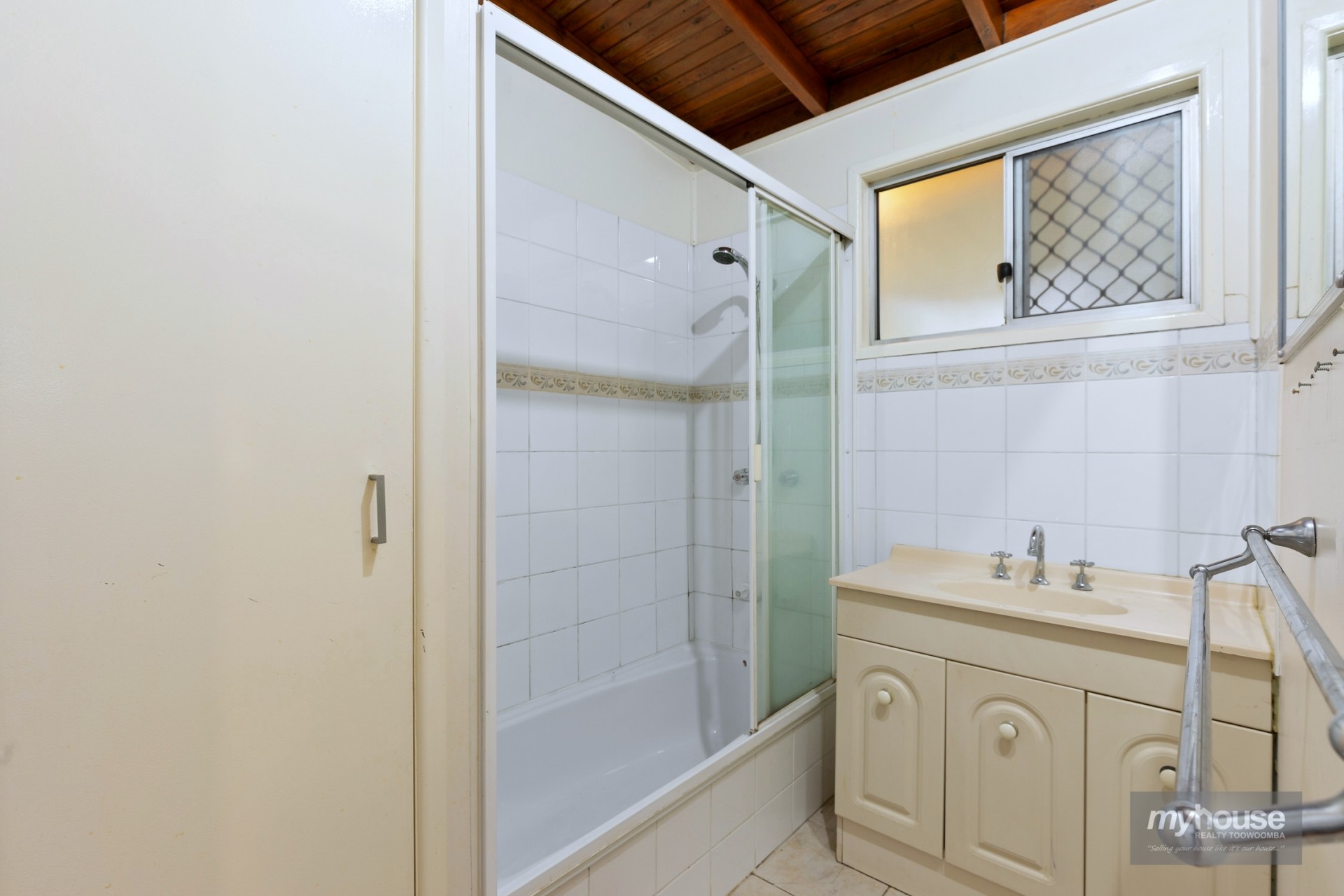 Real Estate in Wilsonton Heights