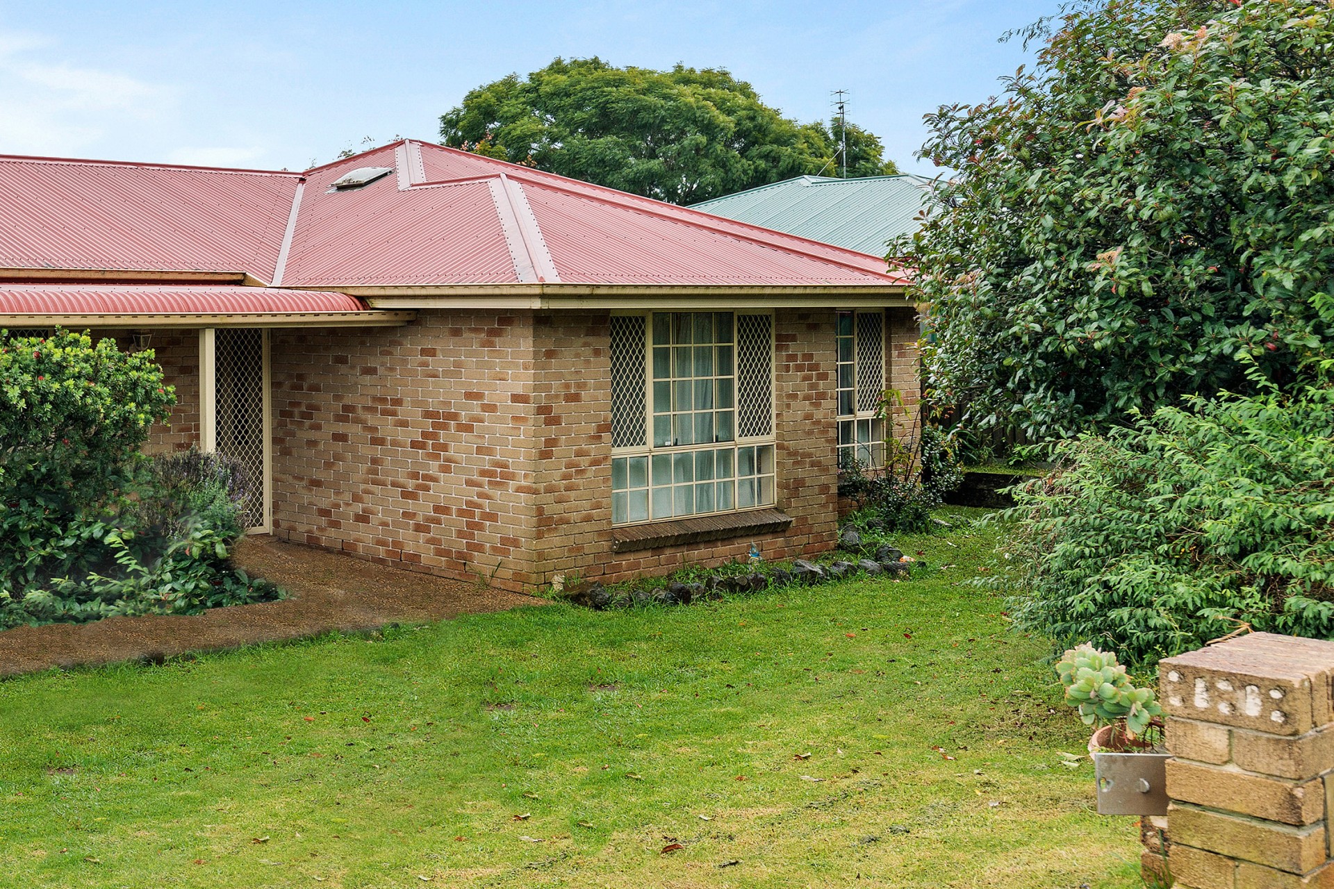 Real Estate in Glenvale