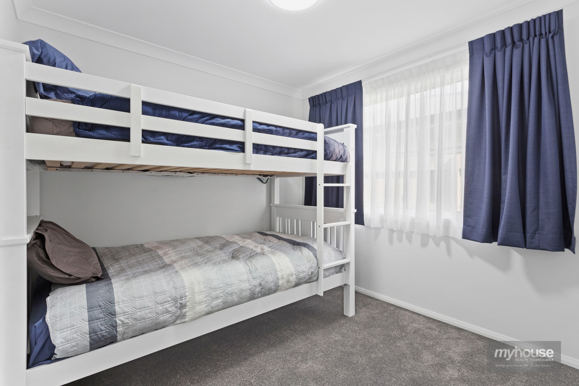 Real Estate in Glenvale
