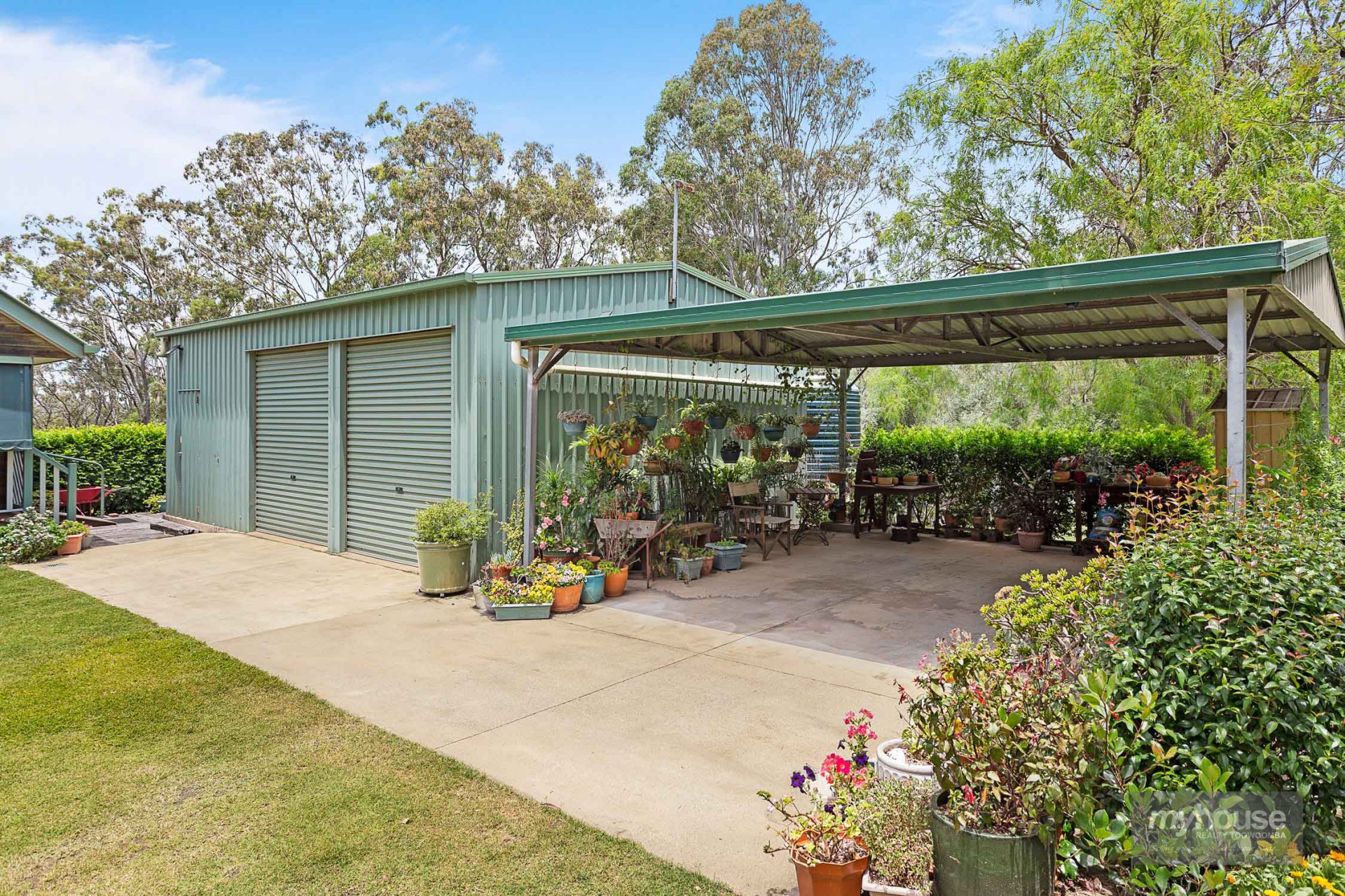 Real Estate in Mount Rascal