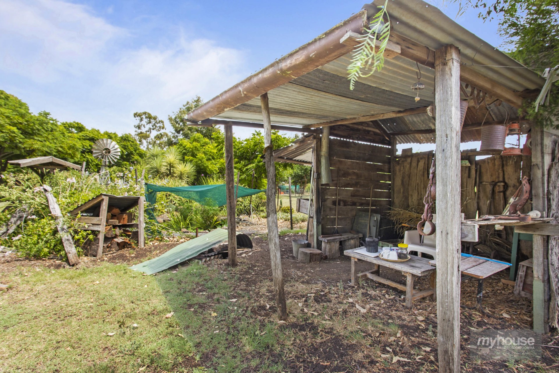 Real Estate in Gowrie Mountain