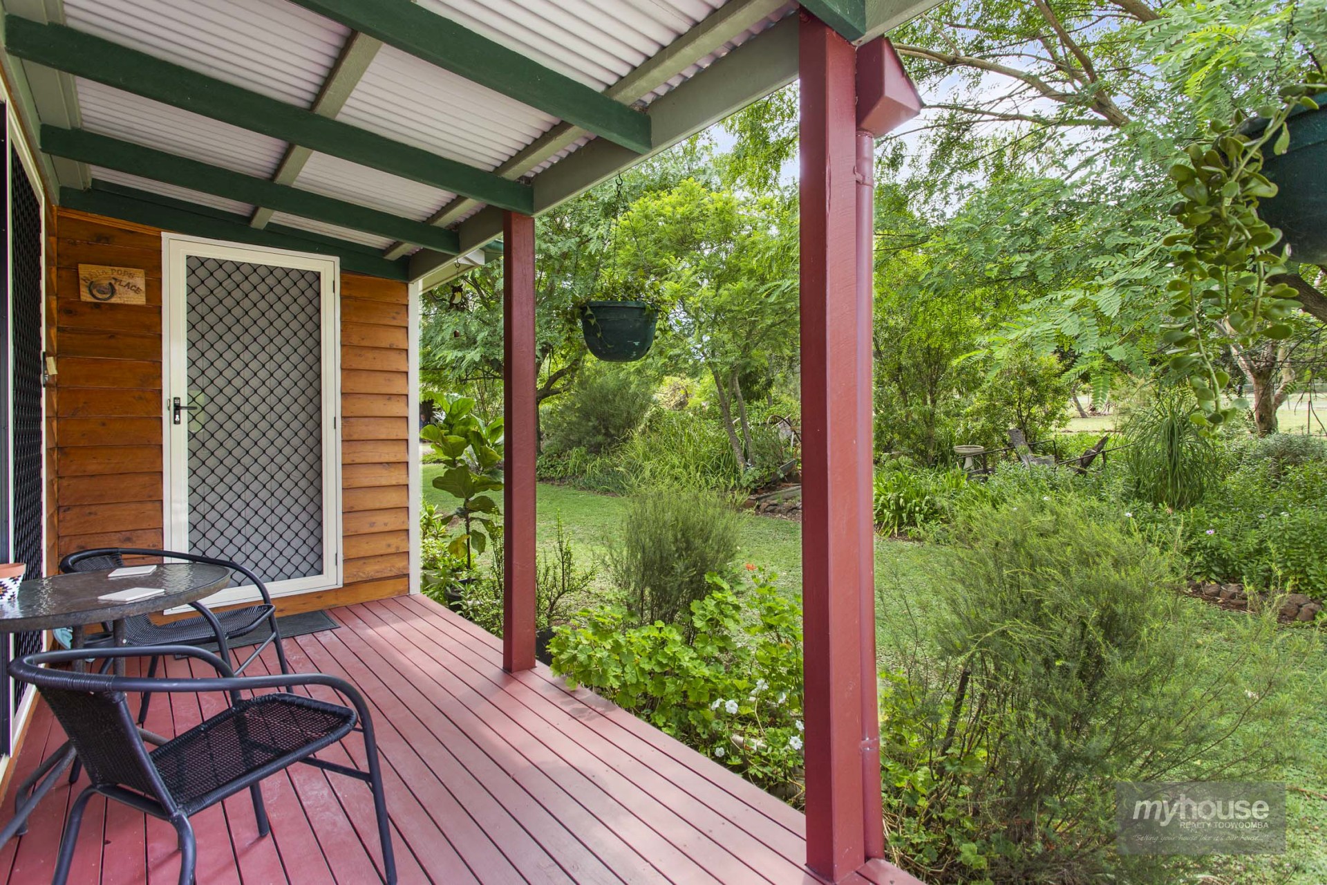 Real Estate in Gowrie Mountain