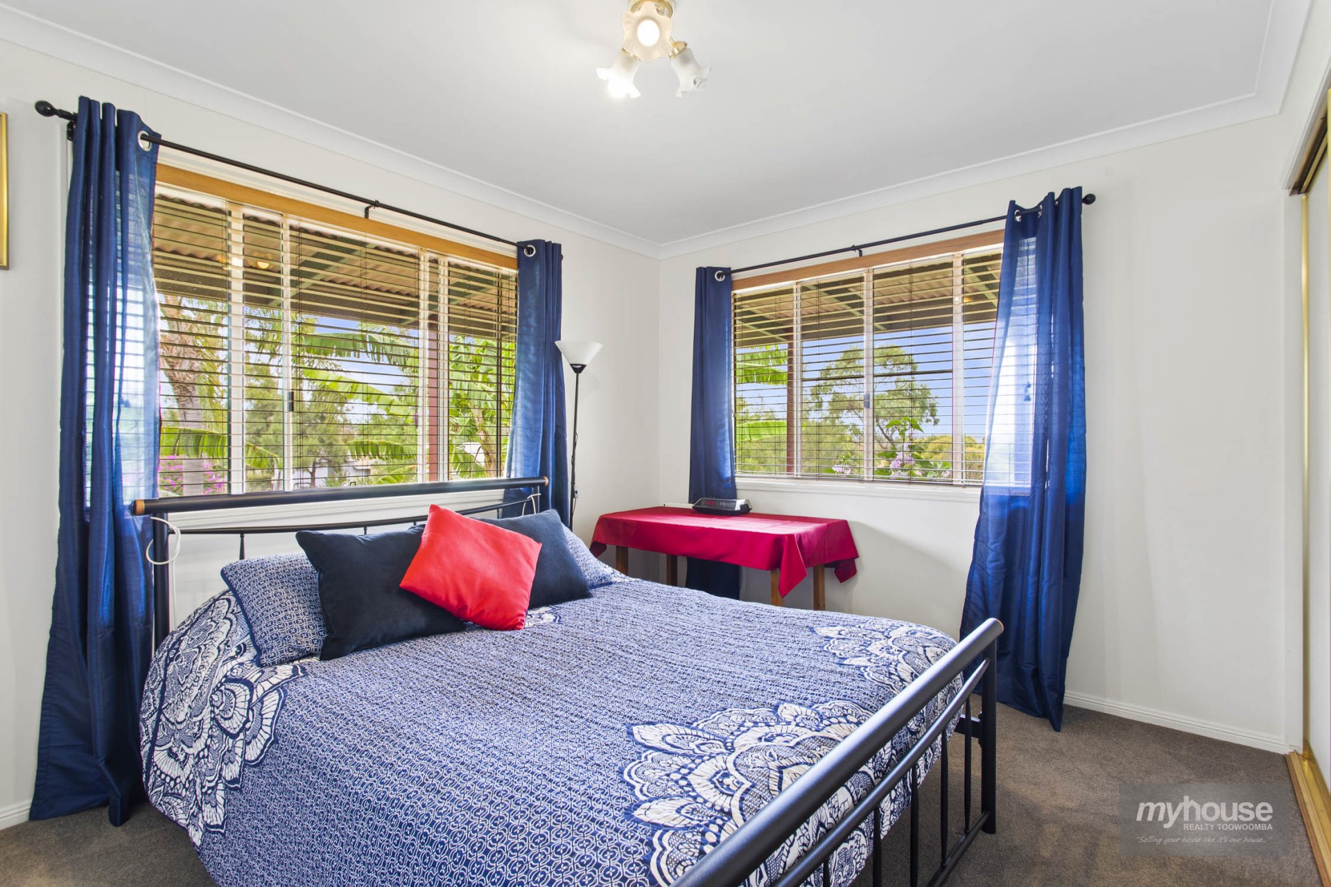Real Estate in Gowrie Mountain