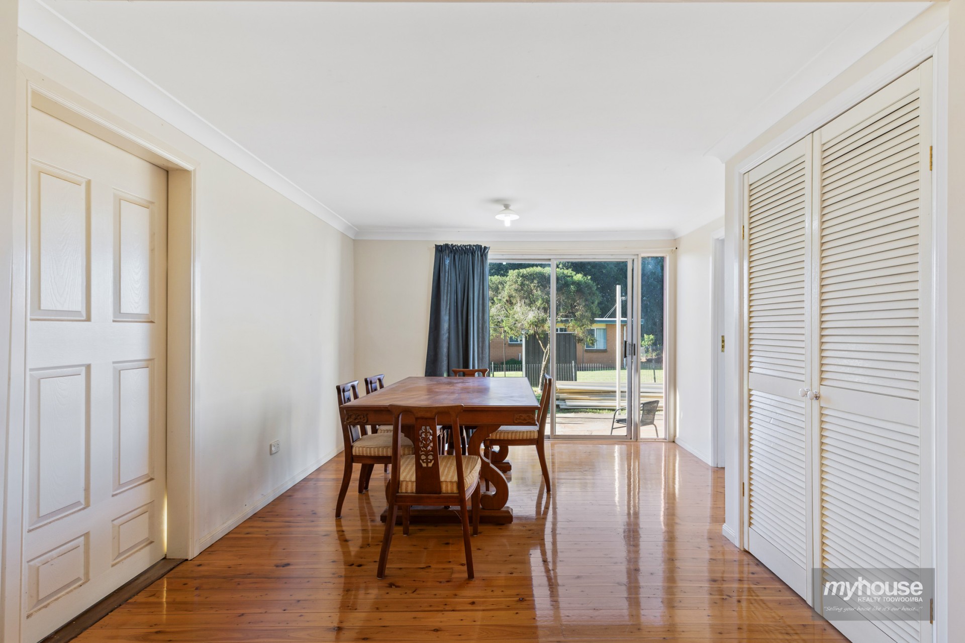 Open for inspection in Harristown