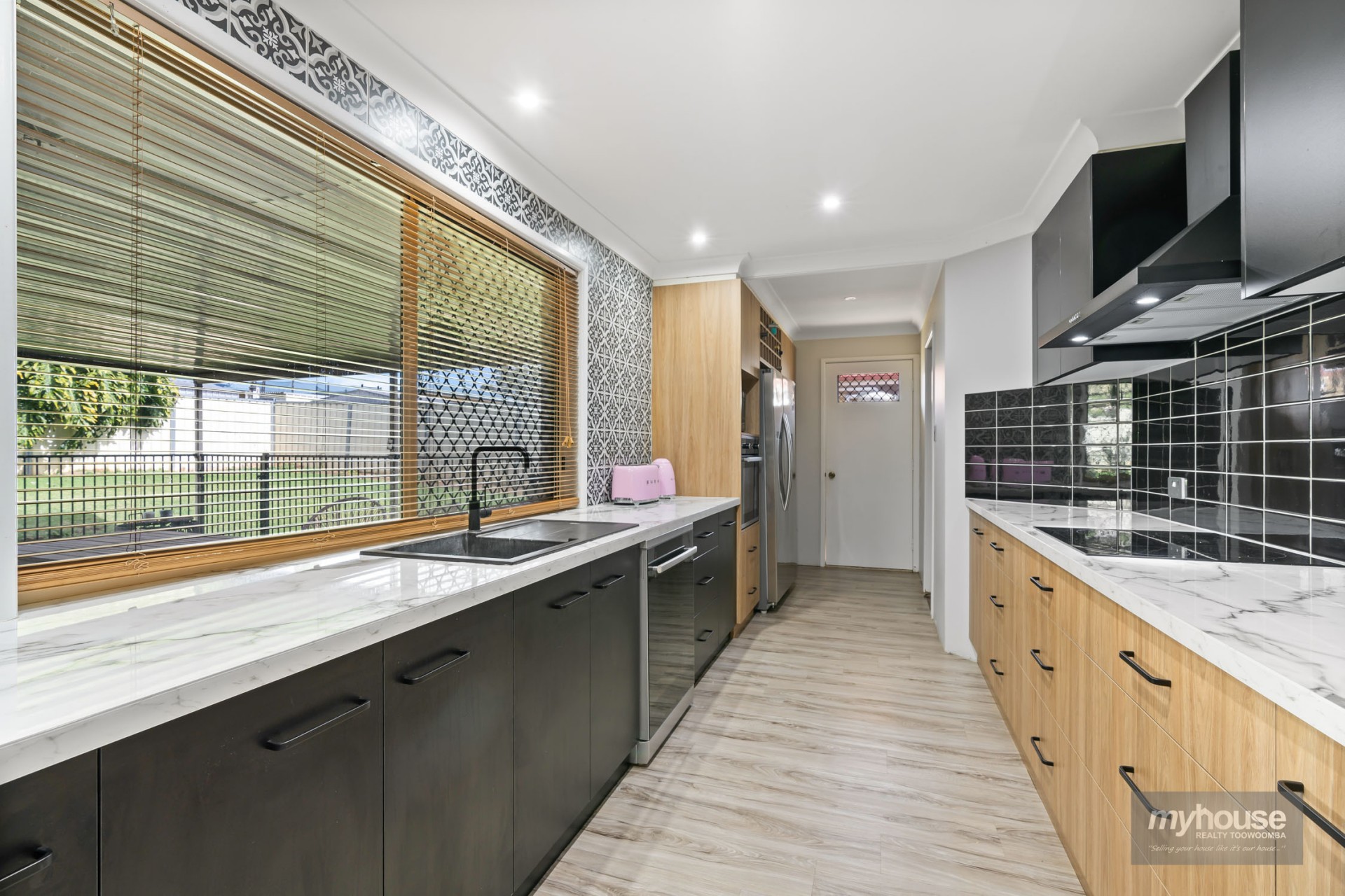 Kearneys Spring real estate For Sale