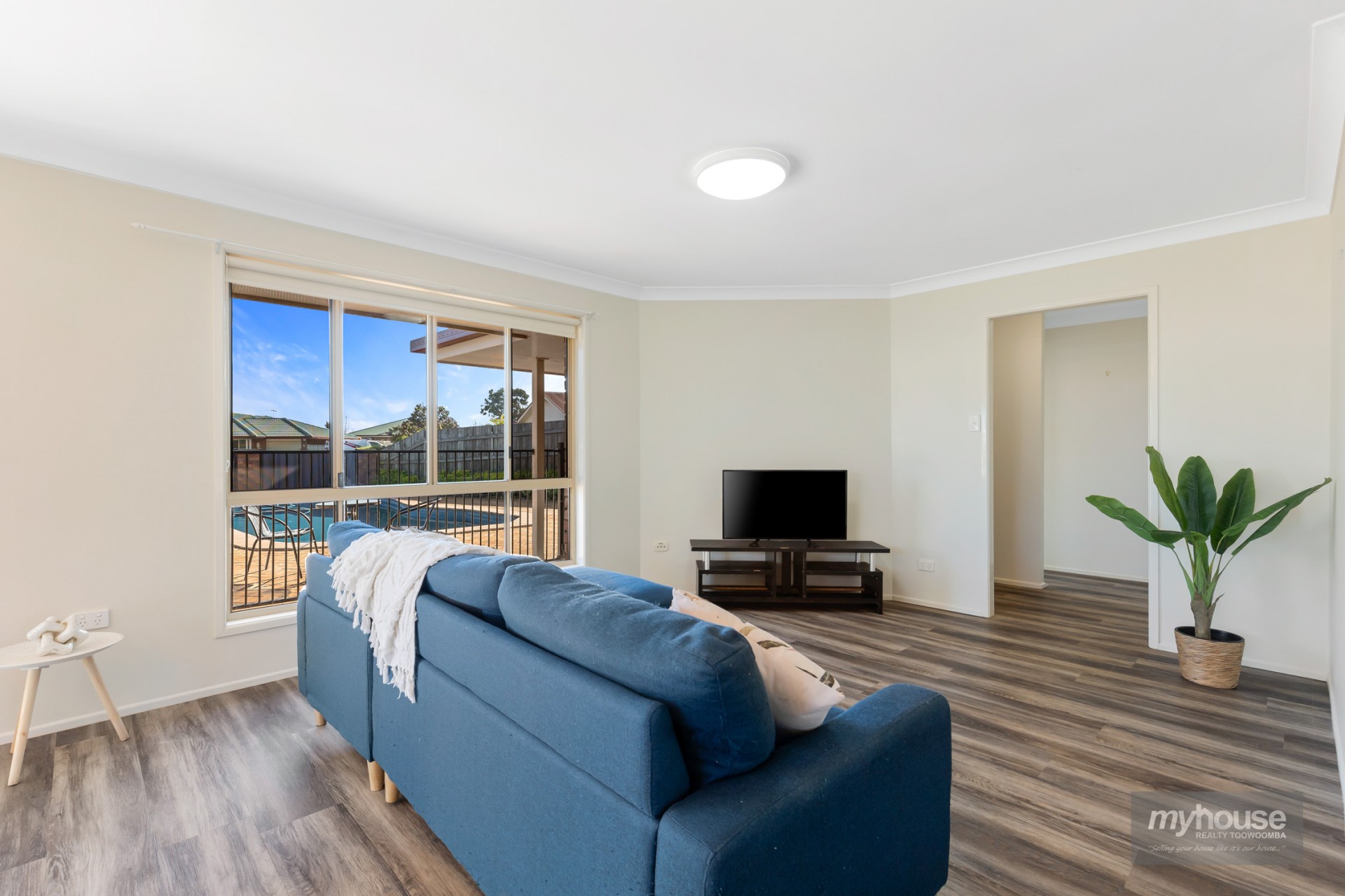 Real Estate in Glenvale