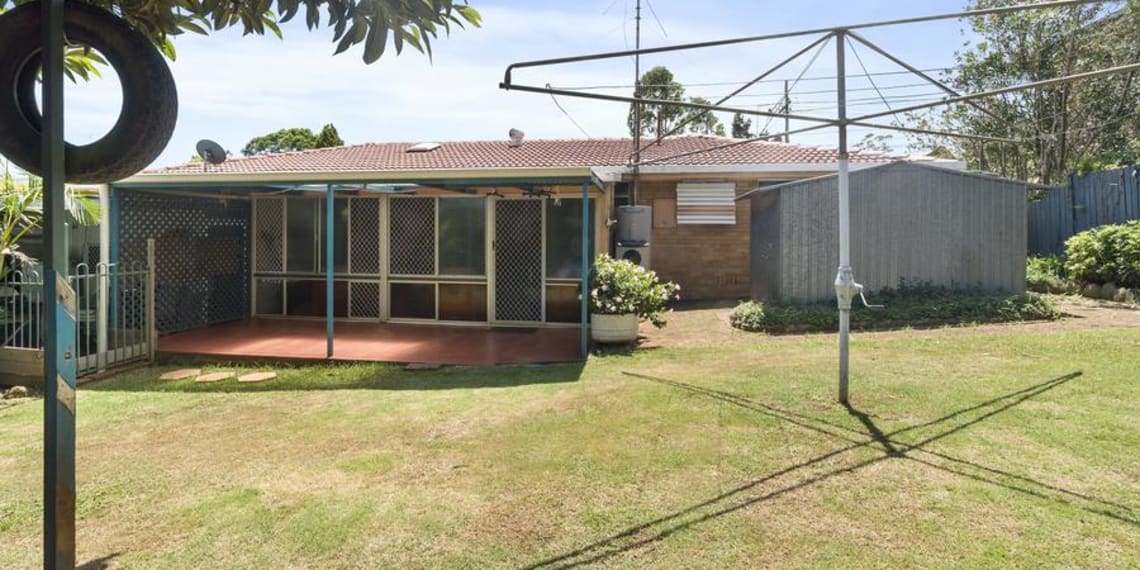 Real Estate in Harlaxton