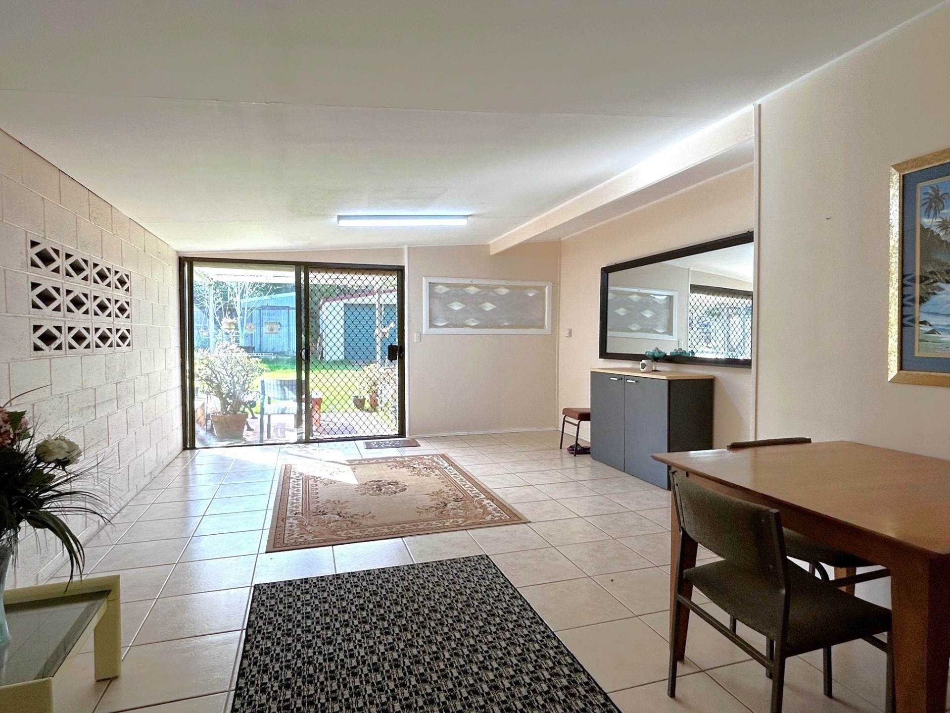 Harlaxton real estate For Rent