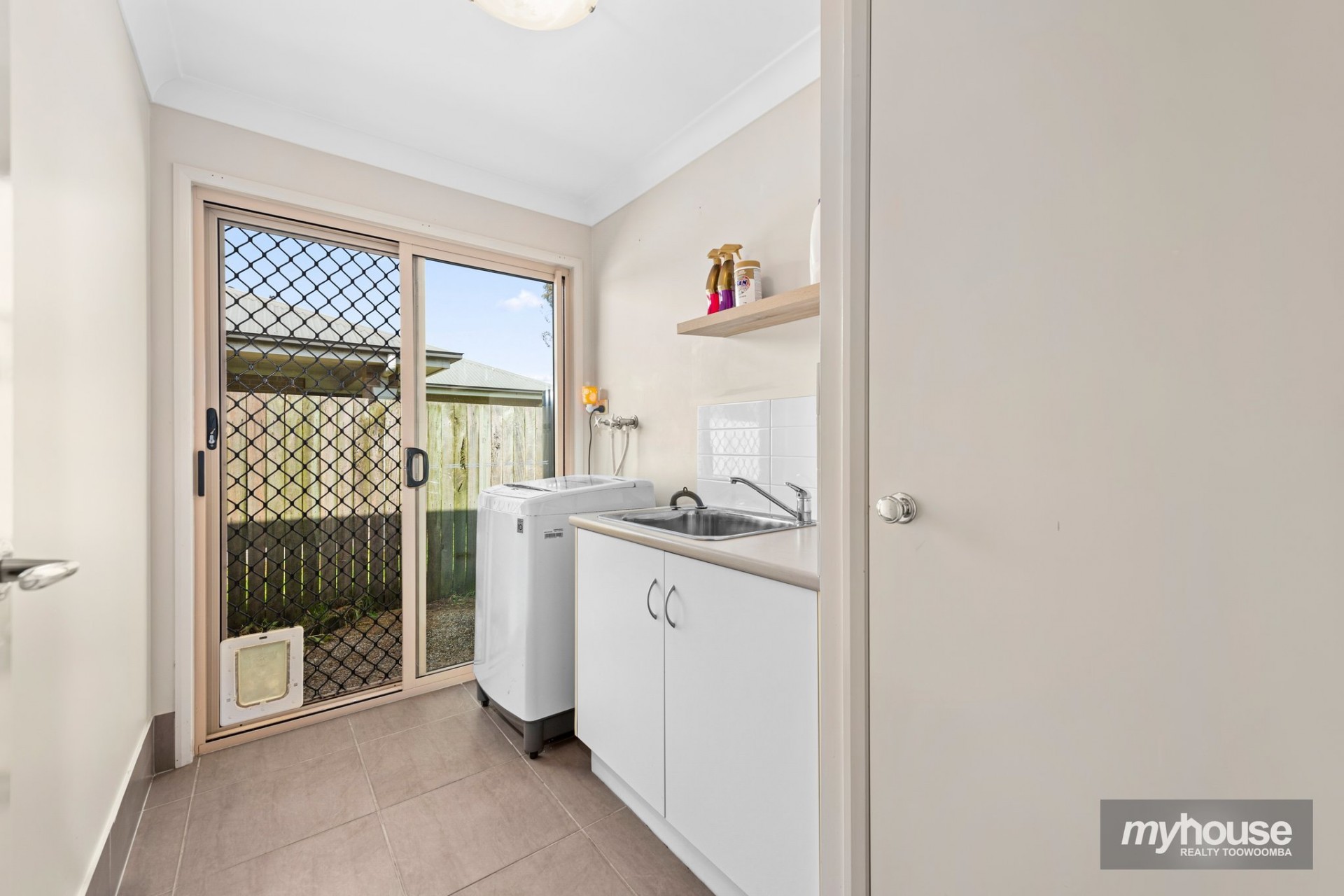 Real Estate in Glenvale