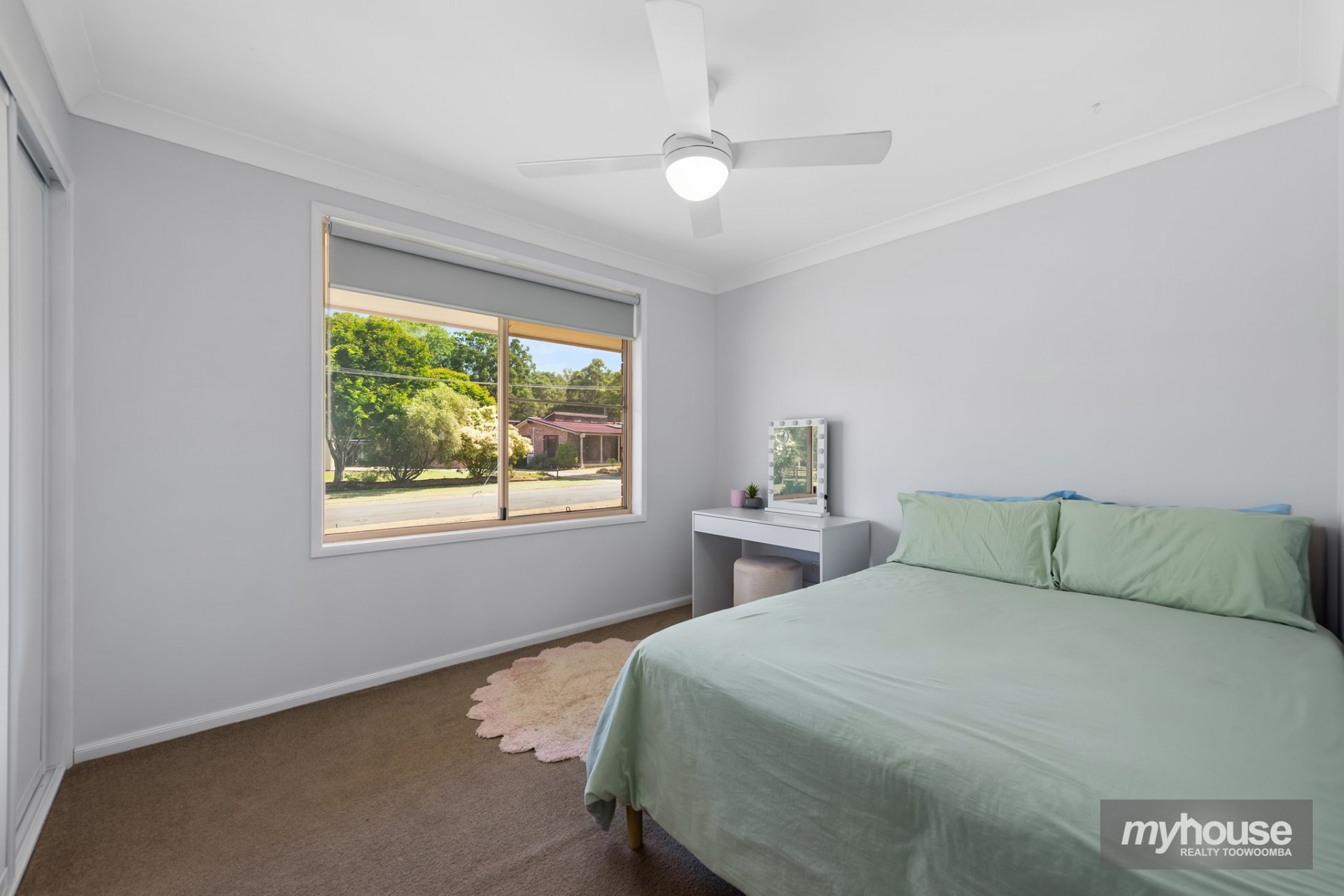 Real Estate in Withcott