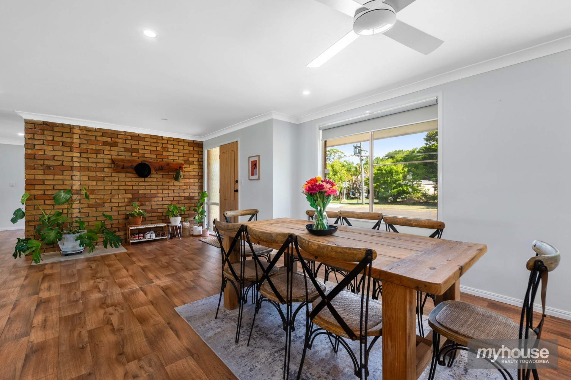 Real Estate in Withcott