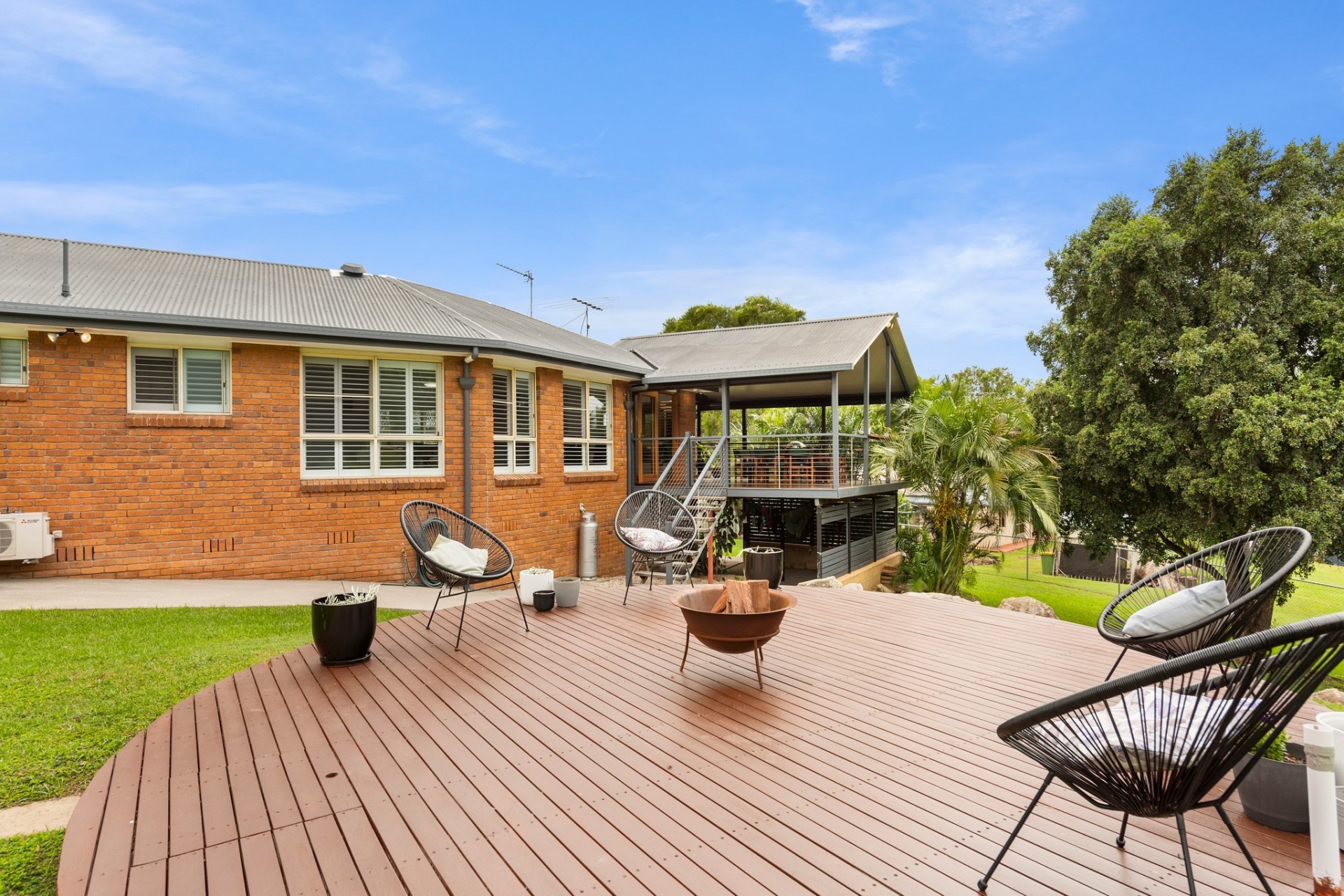 Real Estate in Withcott