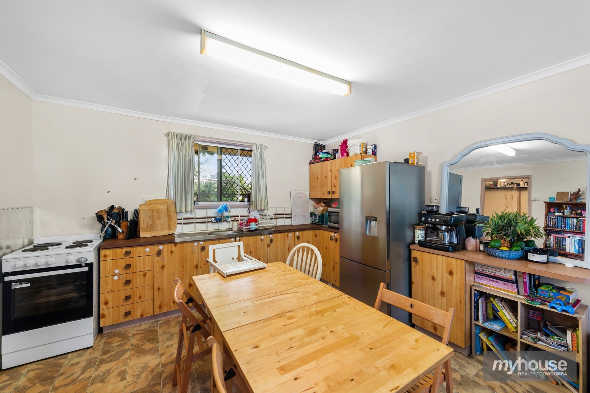 Real Estate in Centenary Heights