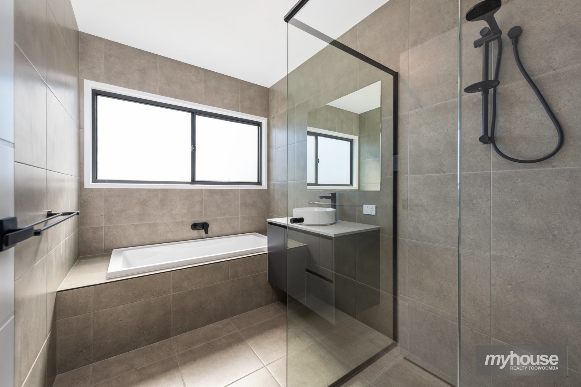 Real Estate in Darling Heights
