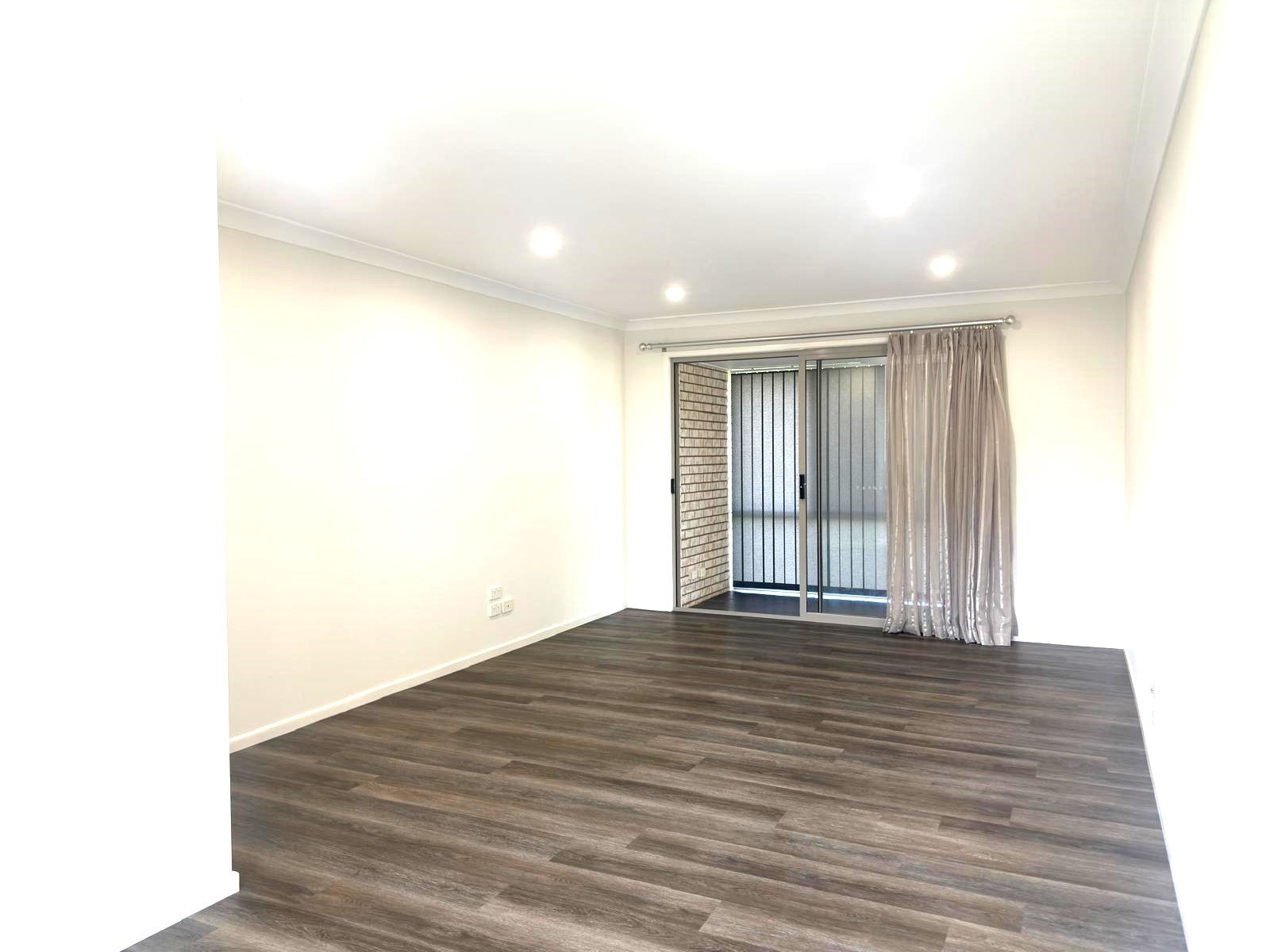 Open for inspection in Harristown
