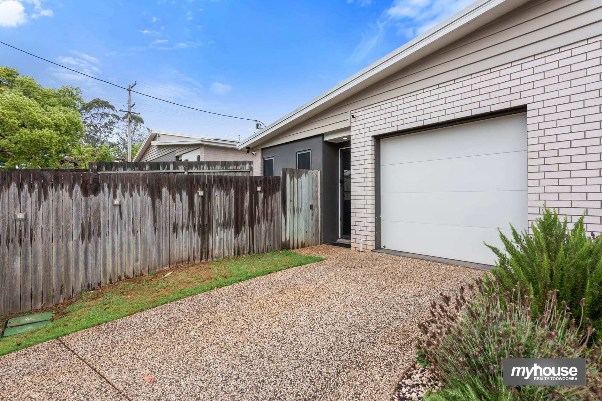1/2B Grey Street, South Toowoomba - Image 1