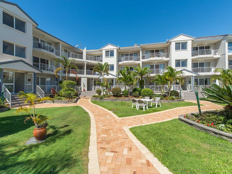 Biggera Waters > Management Rights Gold Coast, Brisbane, Qld Property