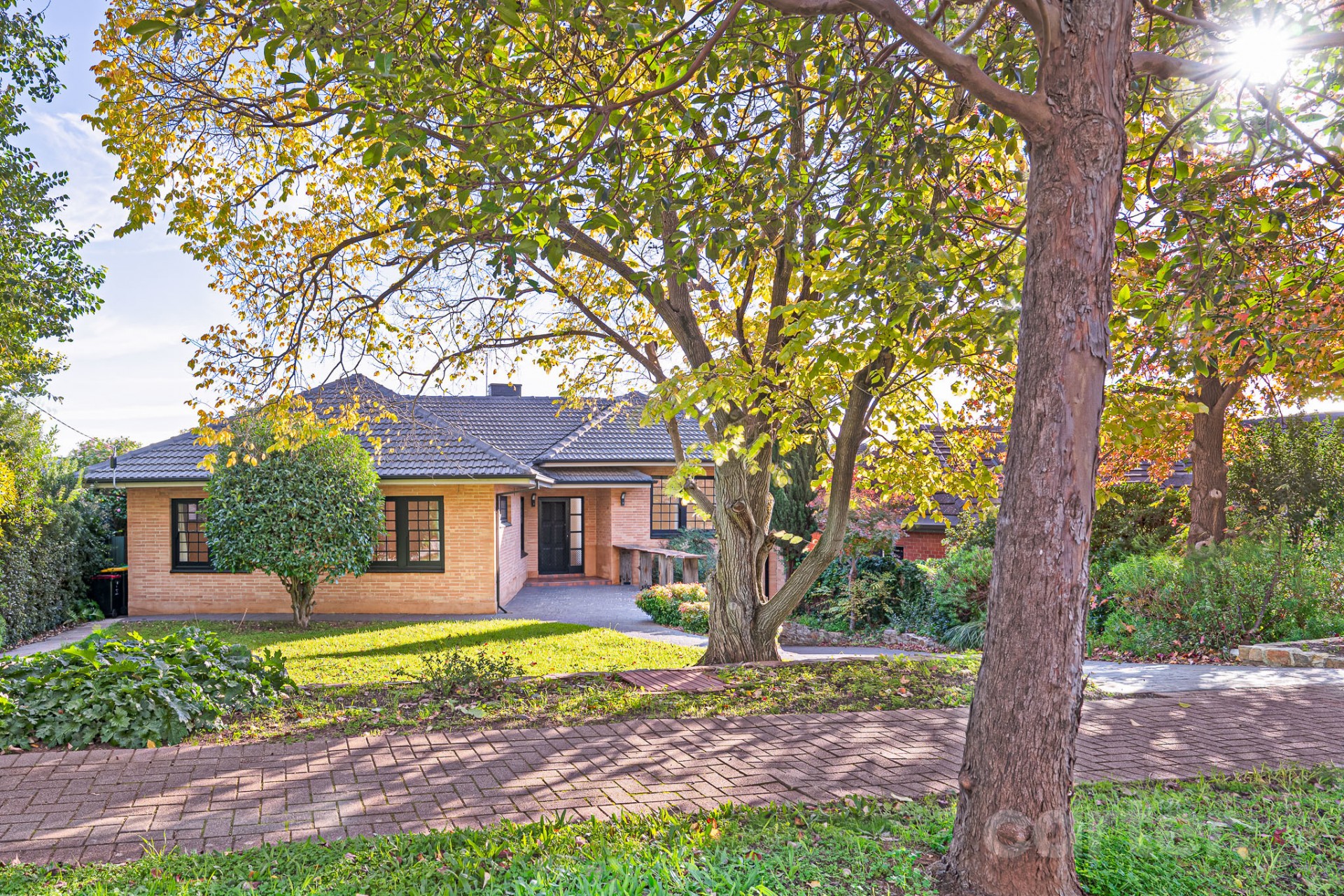 11 Sunnyside Rd, St Georges - Image 1