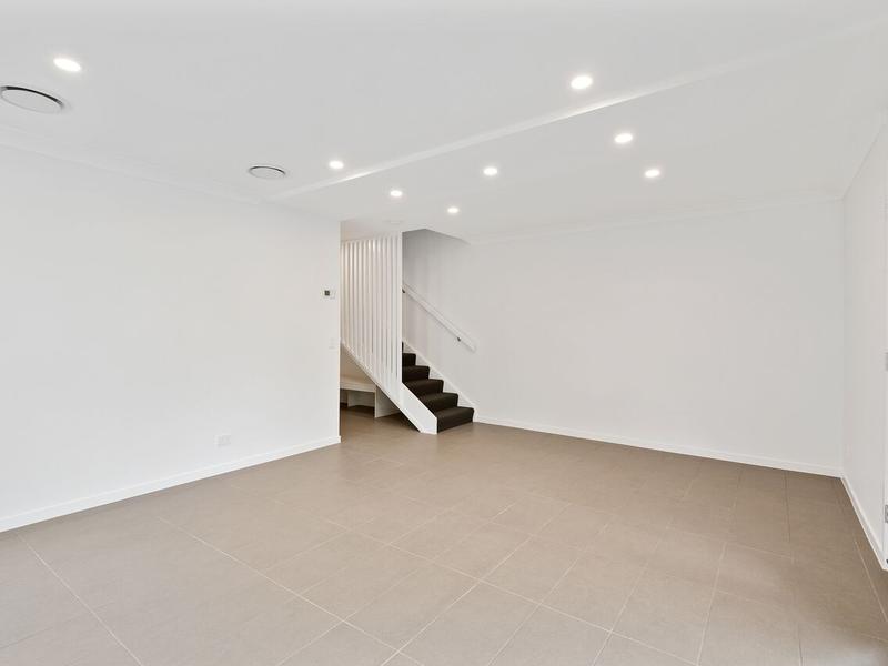 Mount Gravatt East real estate For Rent