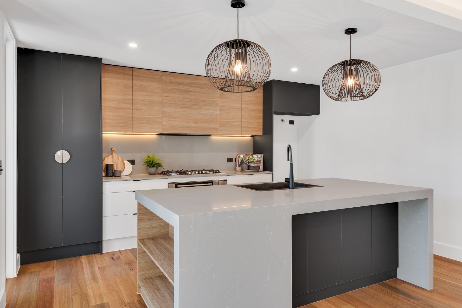 Real Estate in Ascot