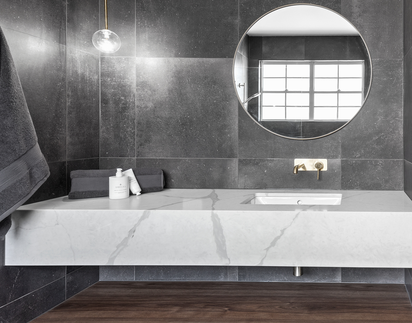 Real Estate in Holland Park